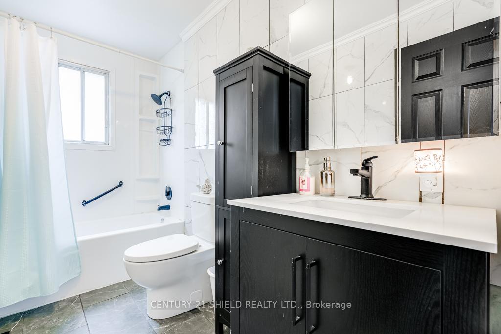 Photo 11 of 803 Leonard Avenue E, Cornwall, Cornwall — HOMEH