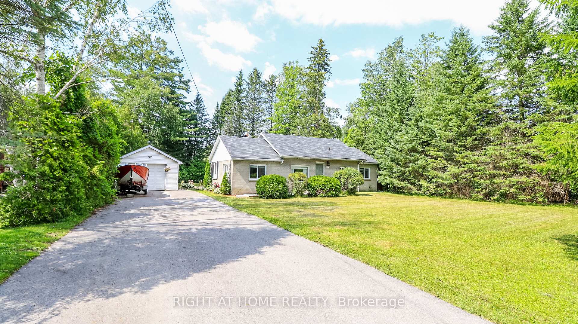 Photo 30 of 774 James Street, Innisfil, Alcona — HOMEH