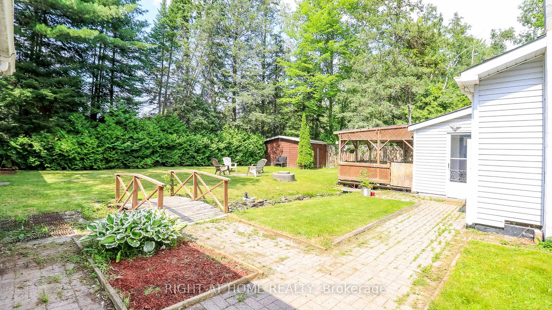 Photo 9 of 774 James Street, Innisfil, Alcona — HOMEH
