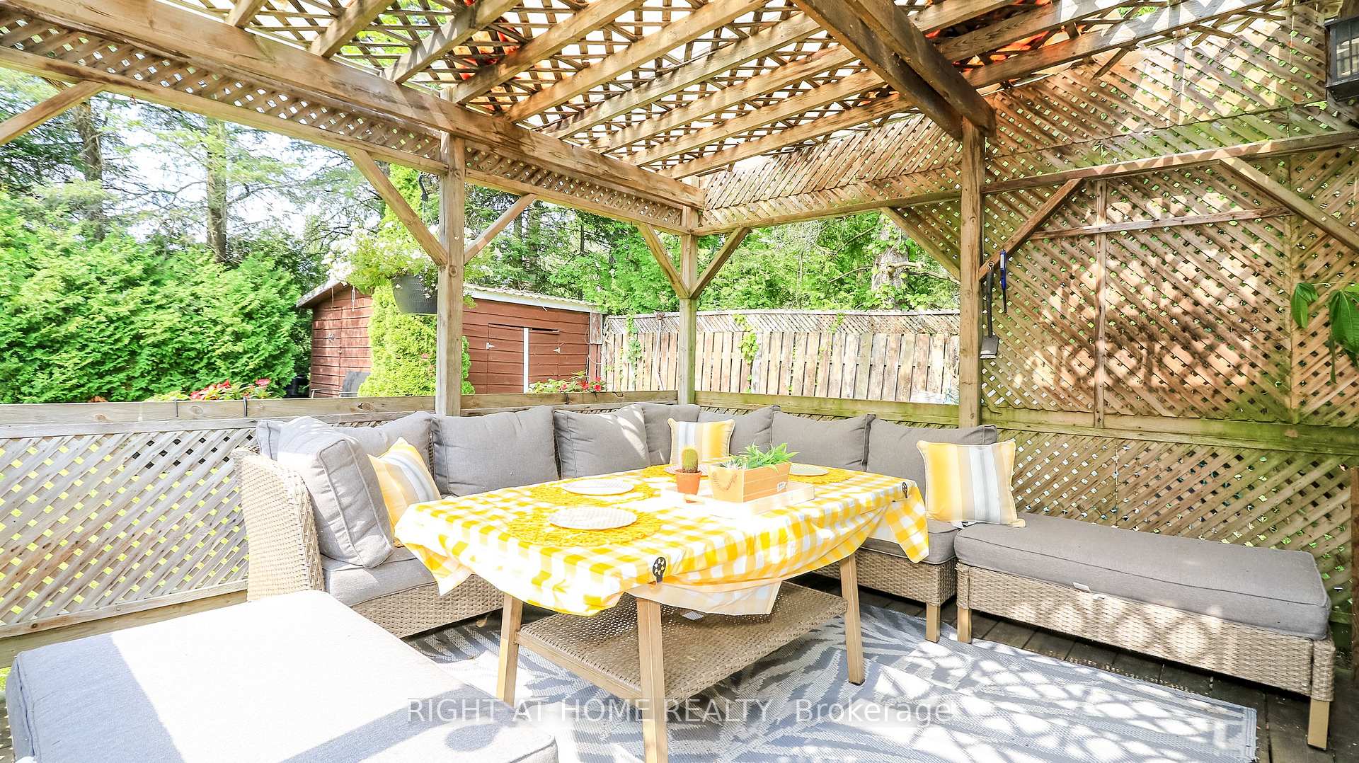 Photo 22 of 774 James Street, Innisfil, Alcona — HOMEH