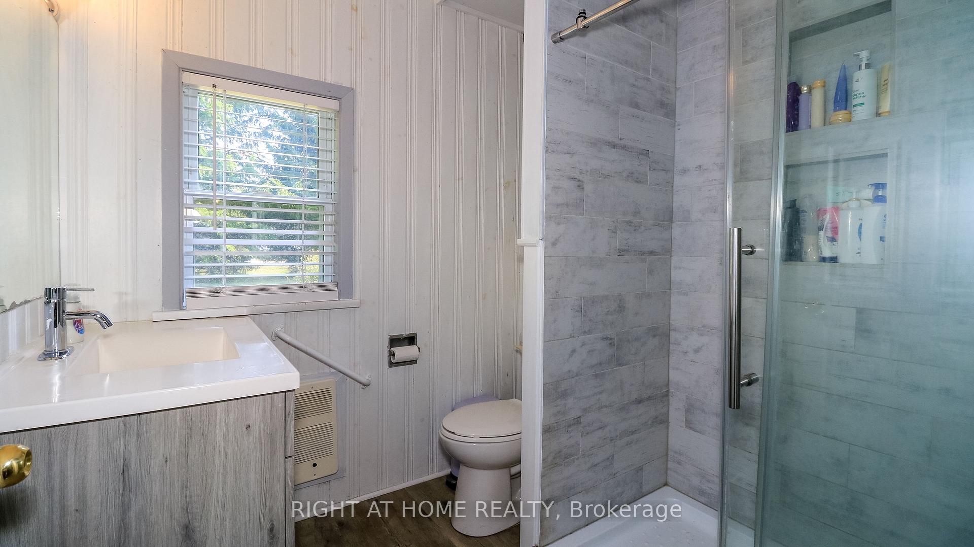 Photo 16 of 774 James Street, Innisfil, Alcona — HOMEH