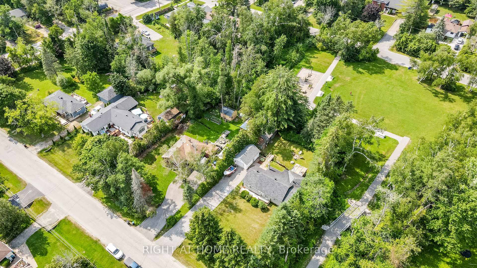 Photo 29 of 774 James Street, Innisfil, Alcona — HOMEH