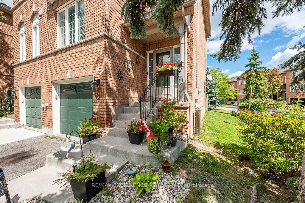 Photo 5 of Unit 82, 65 Brickyard Way, Brampton, Brampton North — HOMEH