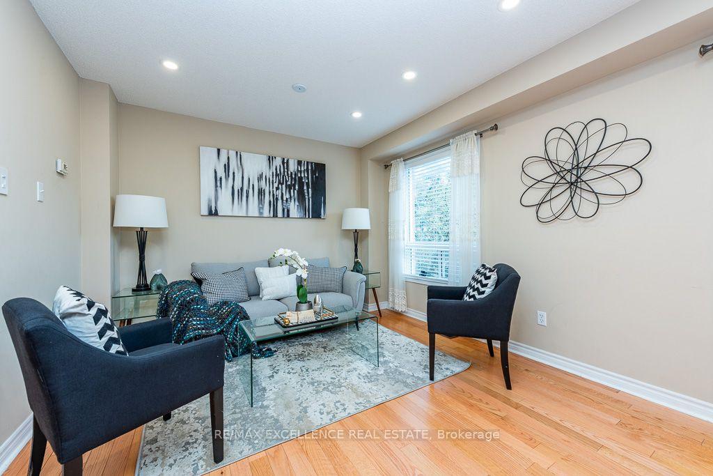 Photo 10 of Unit 82, 65 Brickyard Way, Brampton, Brampton North — HOMEH