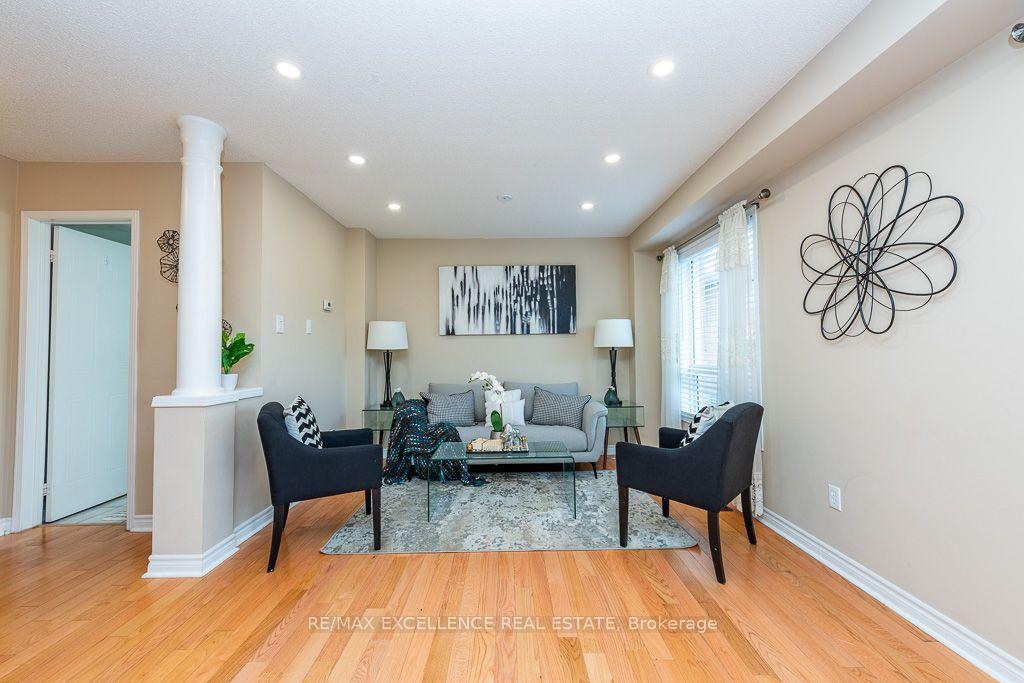 Photo 13 of Unit 82, 65 Brickyard Way, Brampton, Brampton North — HOMEH
