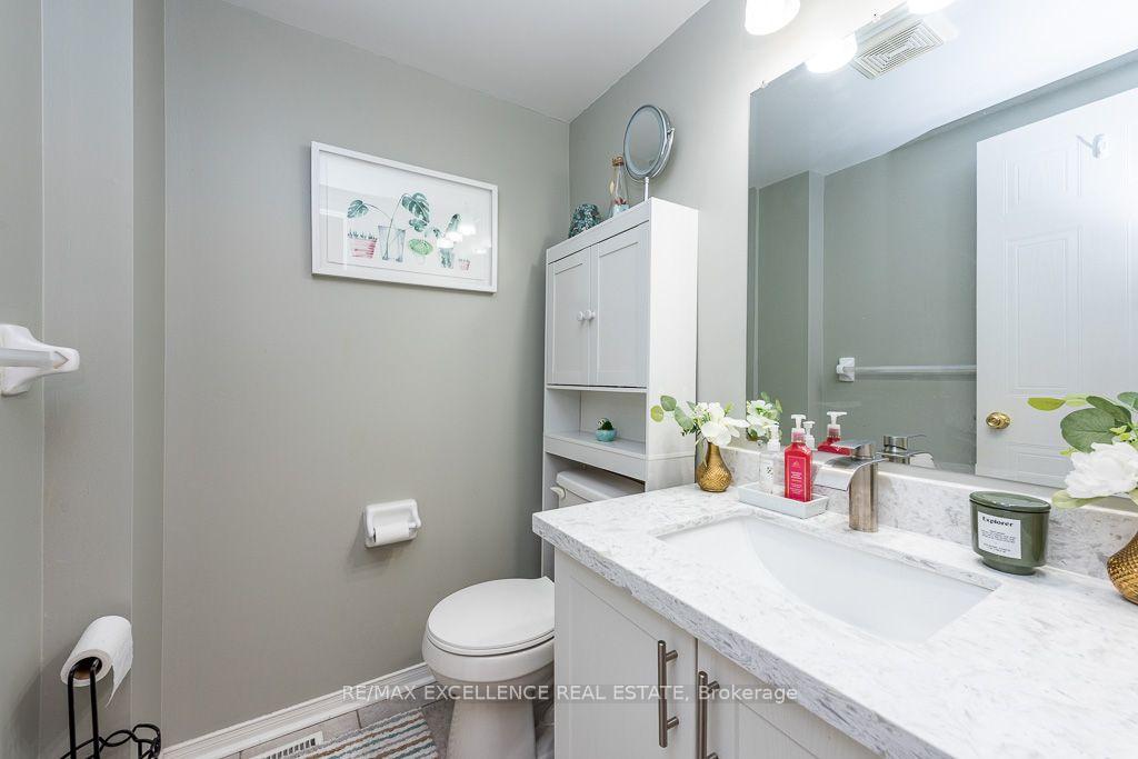 Photo 14 of Unit 82, 65 Brickyard Way, Brampton, Brampton North — HOMEH