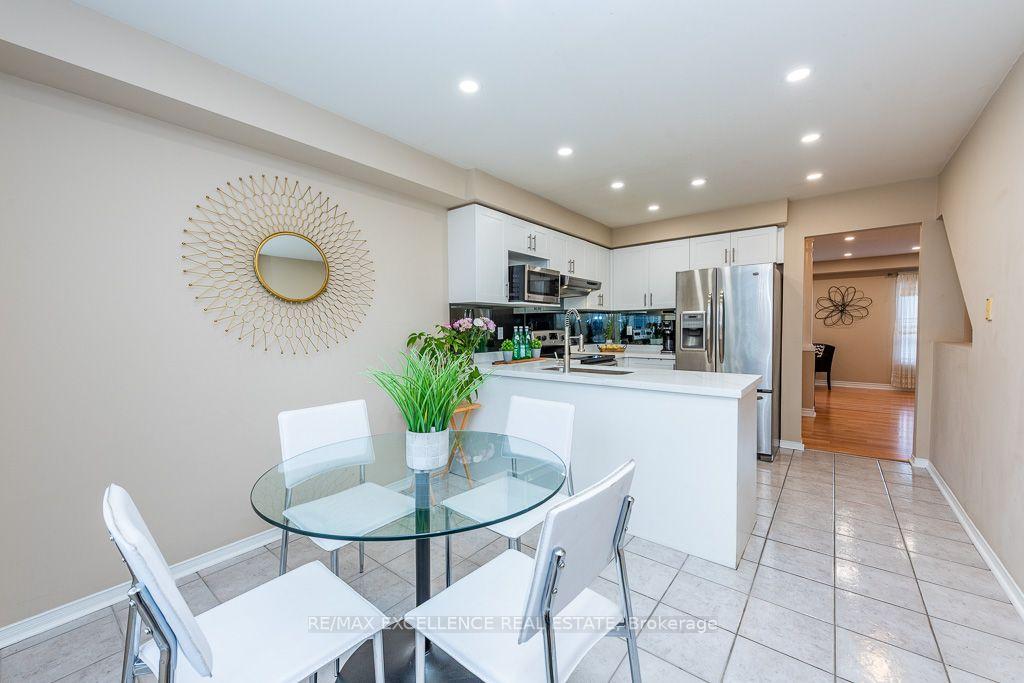 Photo 17 of Unit 82, 65 Brickyard Way, Brampton, Brampton North — HOMEH