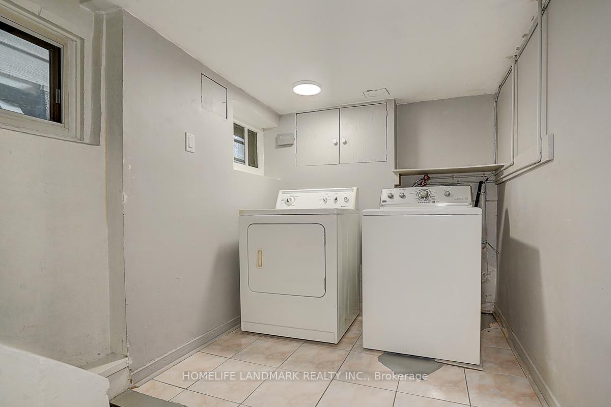 Photo 3 of Unit Basement, 149 Euclid Avenue, Toronto, Trinity-Bellwoods — HOMEH