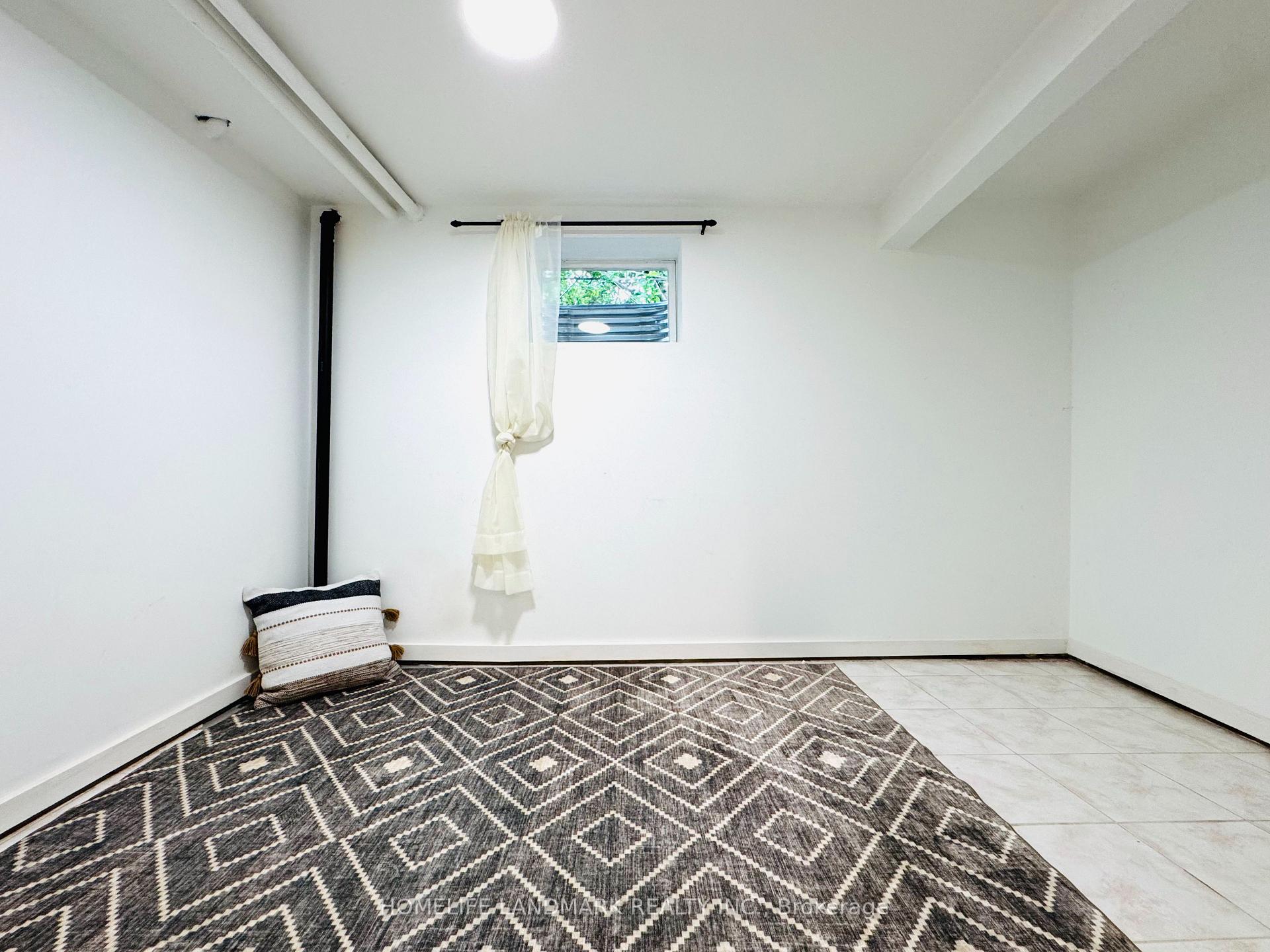 Photo 13 of Unit Basement, 149 Euclid Avenue, Toronto, Trinity-Bellwoods — HOMEH