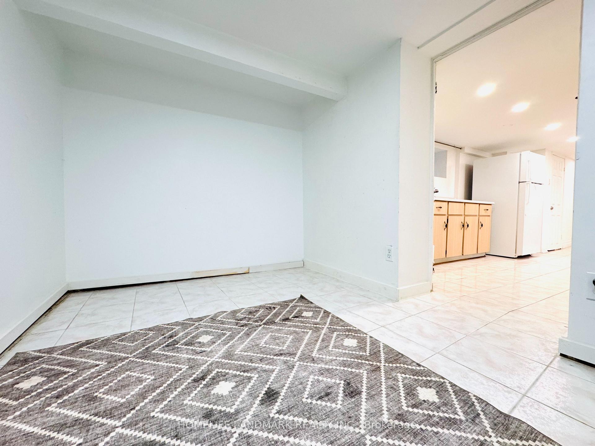 Photo 14 of Unit Basement, 149 Euclid Avenue, Toronto, Trinity-Bellwoods — HOMEH