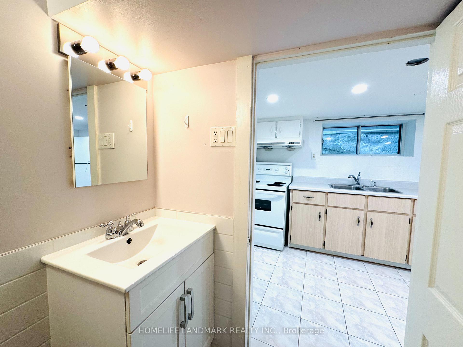Photo 15 of Unit Basement, 149 Euclid Avenue, Toronto, Trinity-Bellwoods — HOMEH