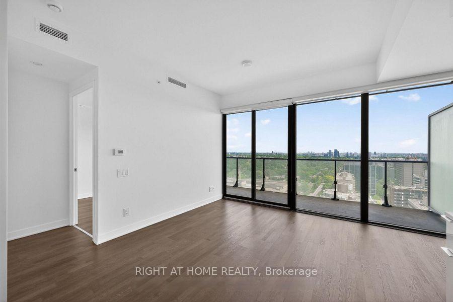 Photo 8 of Unit 1906, 185 Roehampton Avenue, Toronto, Mount Pleasant West — HOMEH