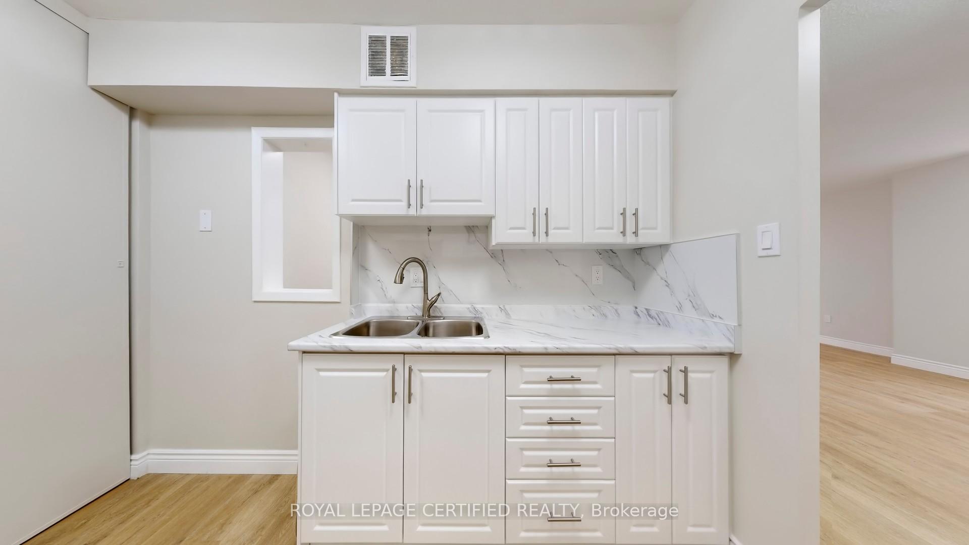 Photo 10 of Unit 304, 320 Dixon Road, Etobicoke, Kingsview Village-The Westway — HOMEH