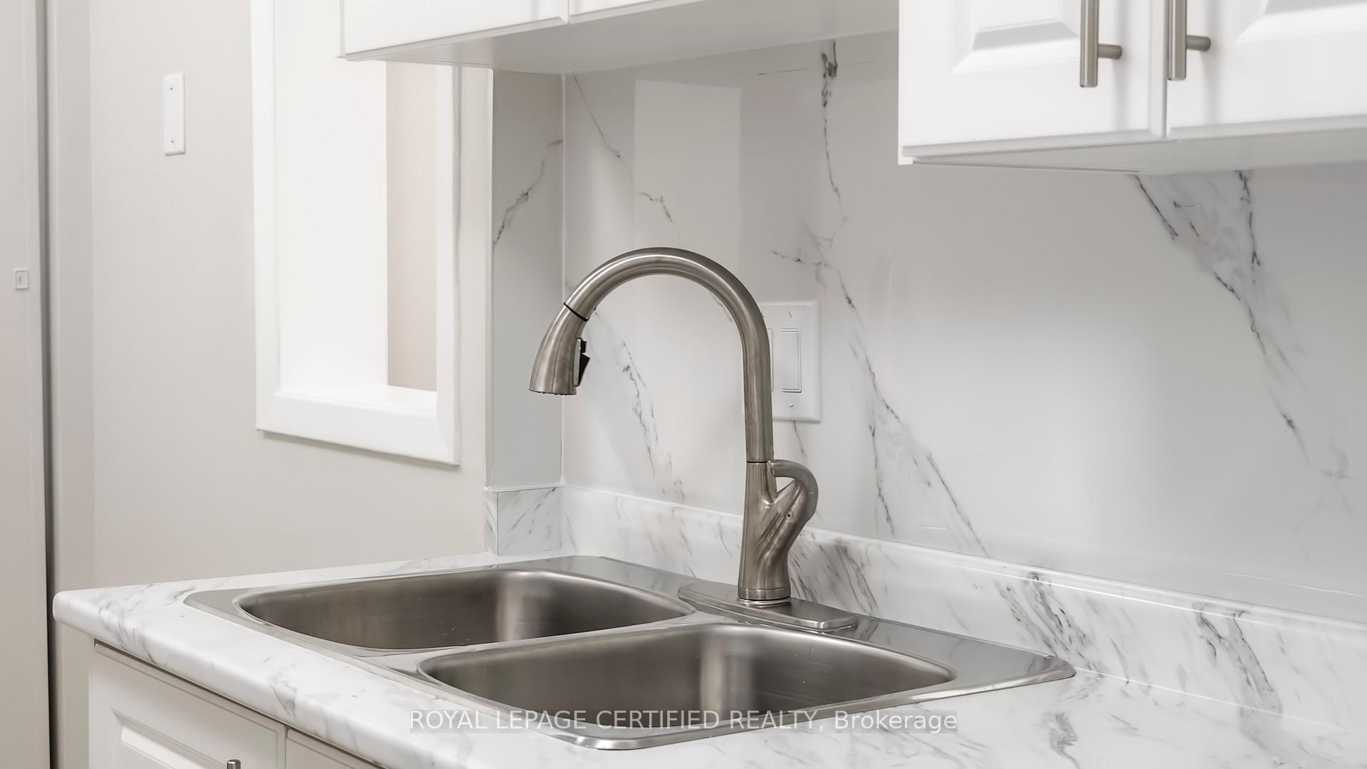 Photo 12 of Unit 304, 320 Dixon Road, Etobicoke, Kingsview Village-The Westway — HOMEH
