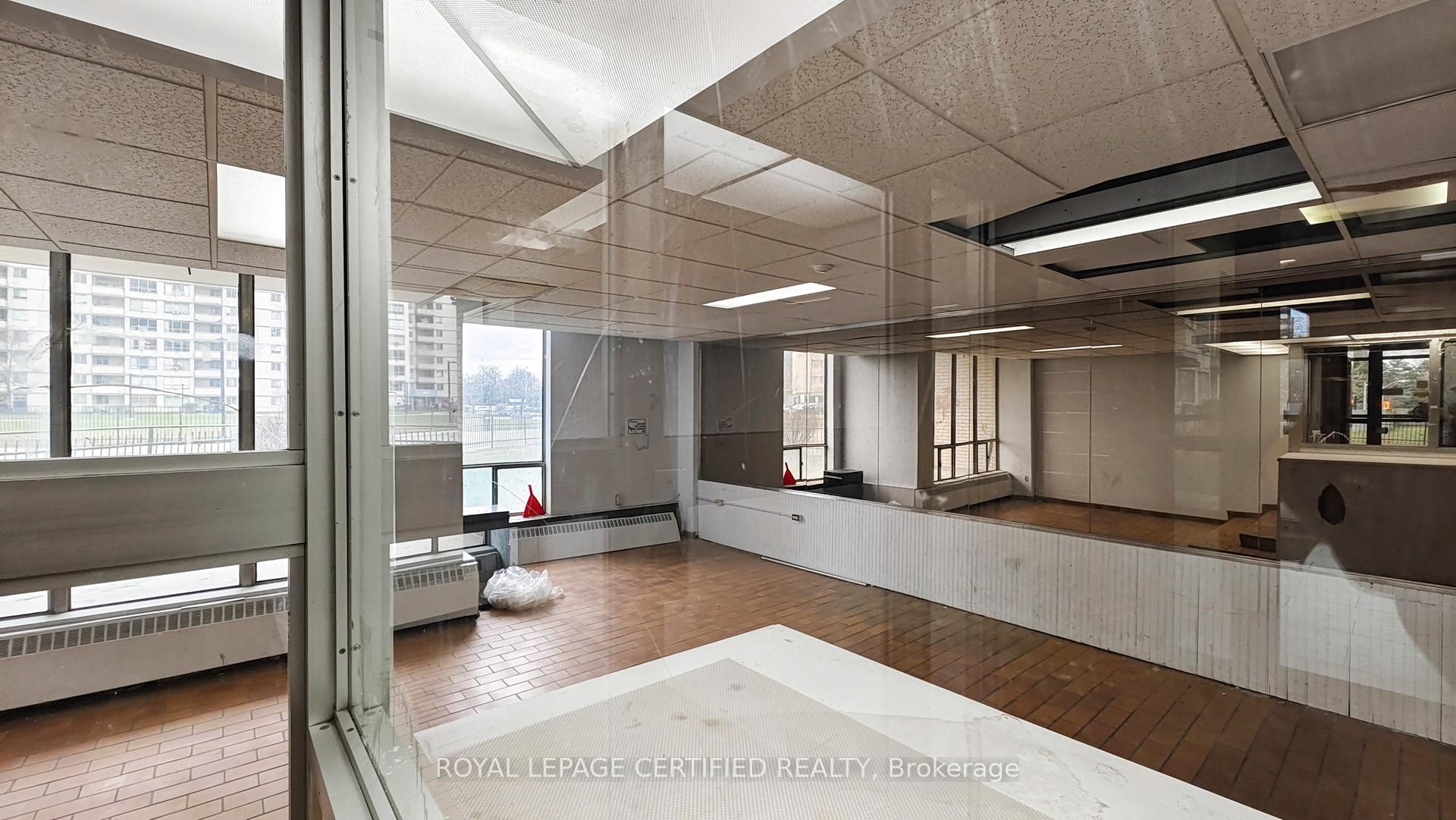 Photo 33 of Unit 304, 320 Dixon Road, Etobicoke, Kingsview Village-The Westway — HOMEH