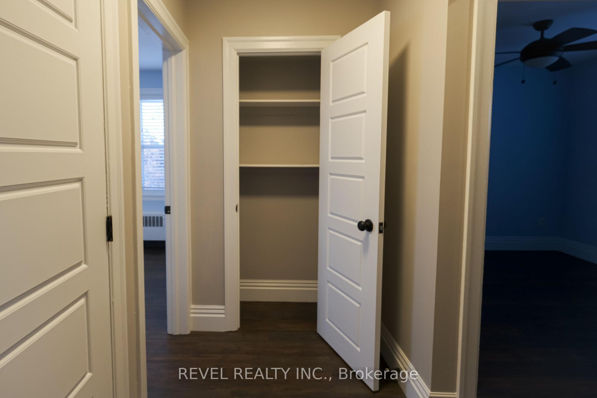 Photo 7 of Unit #3, 350 Simcoe Street N, Peterborough, Town Ward 3 — HOMEH