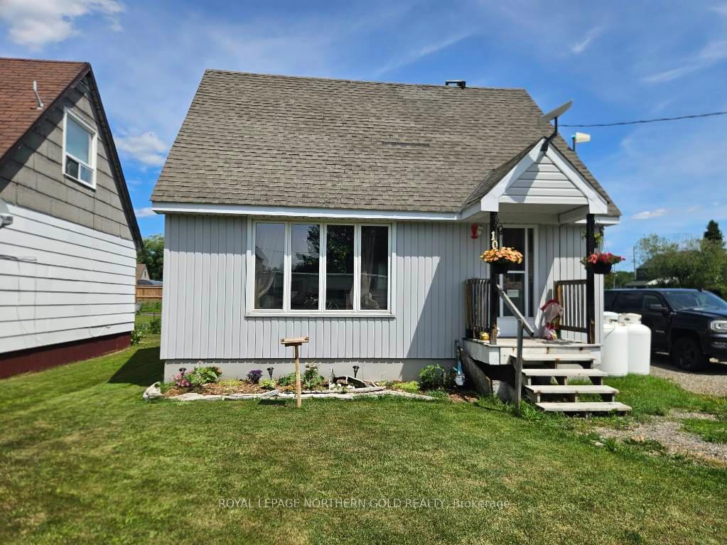 Photo of 10 27th Street N