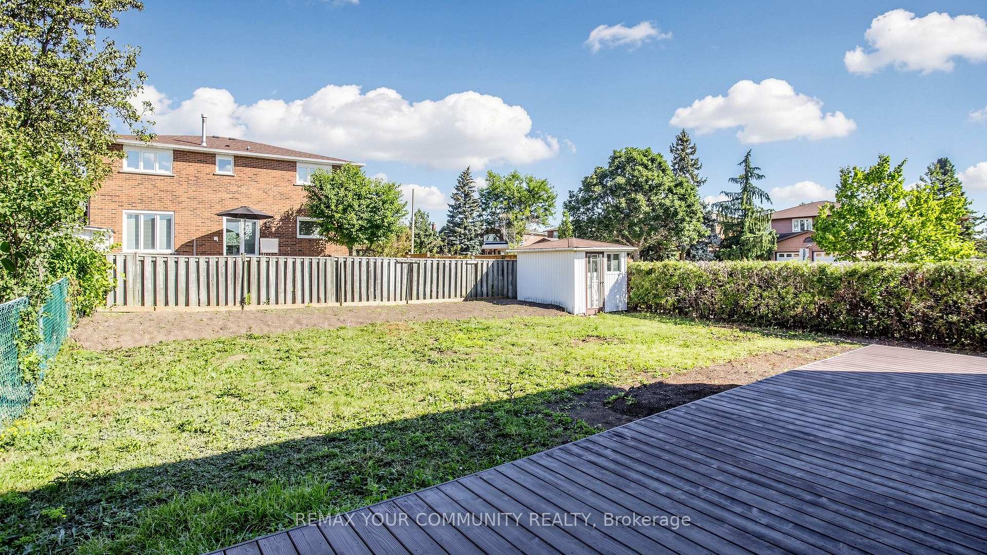 Photo 2 of 2 Janus Place, Vaughan, West Woodbridge — HOMEH