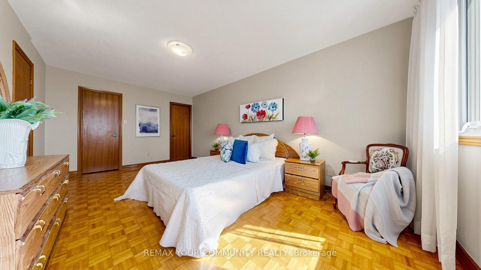 Photo 19 of 2 Janus Place, Vaughan, West Woodbridge — HOMEH