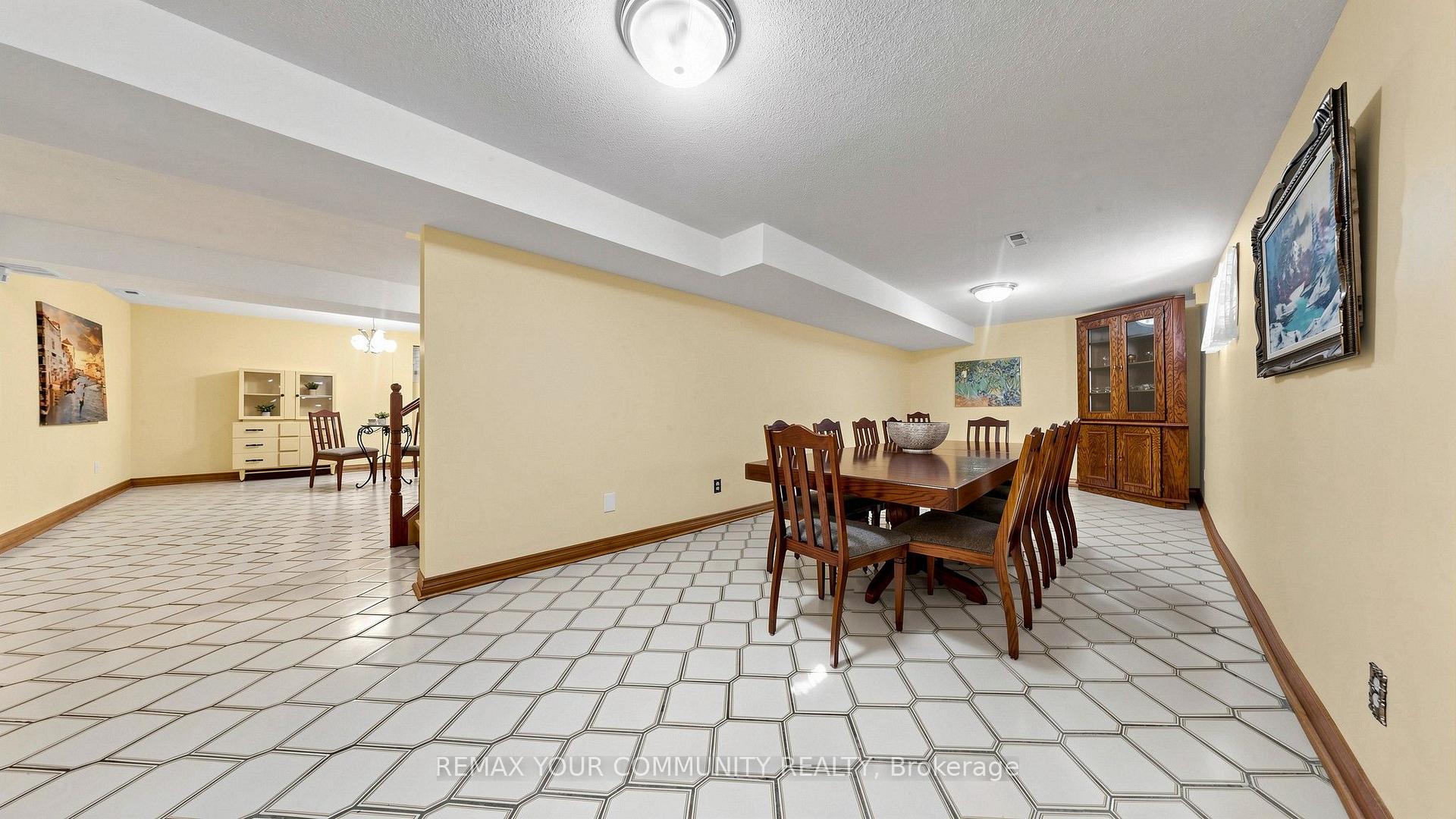 Photo 32 of 2 Janus Place, Vaughan, West Woodbridge — HOMEH