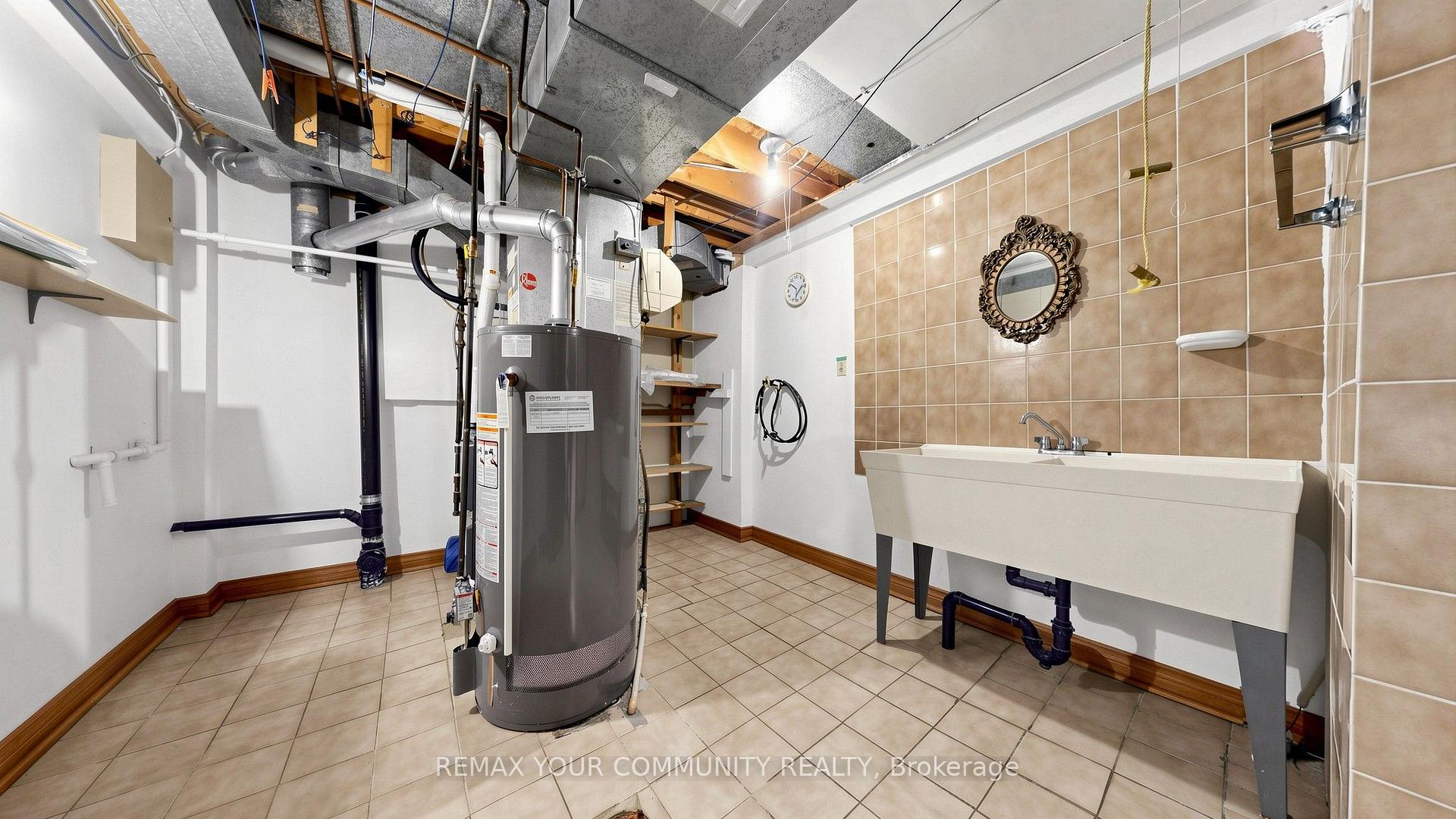 Photo 35 of 2 Janus Place, Vaughan, West Woodbridge — HOMEH