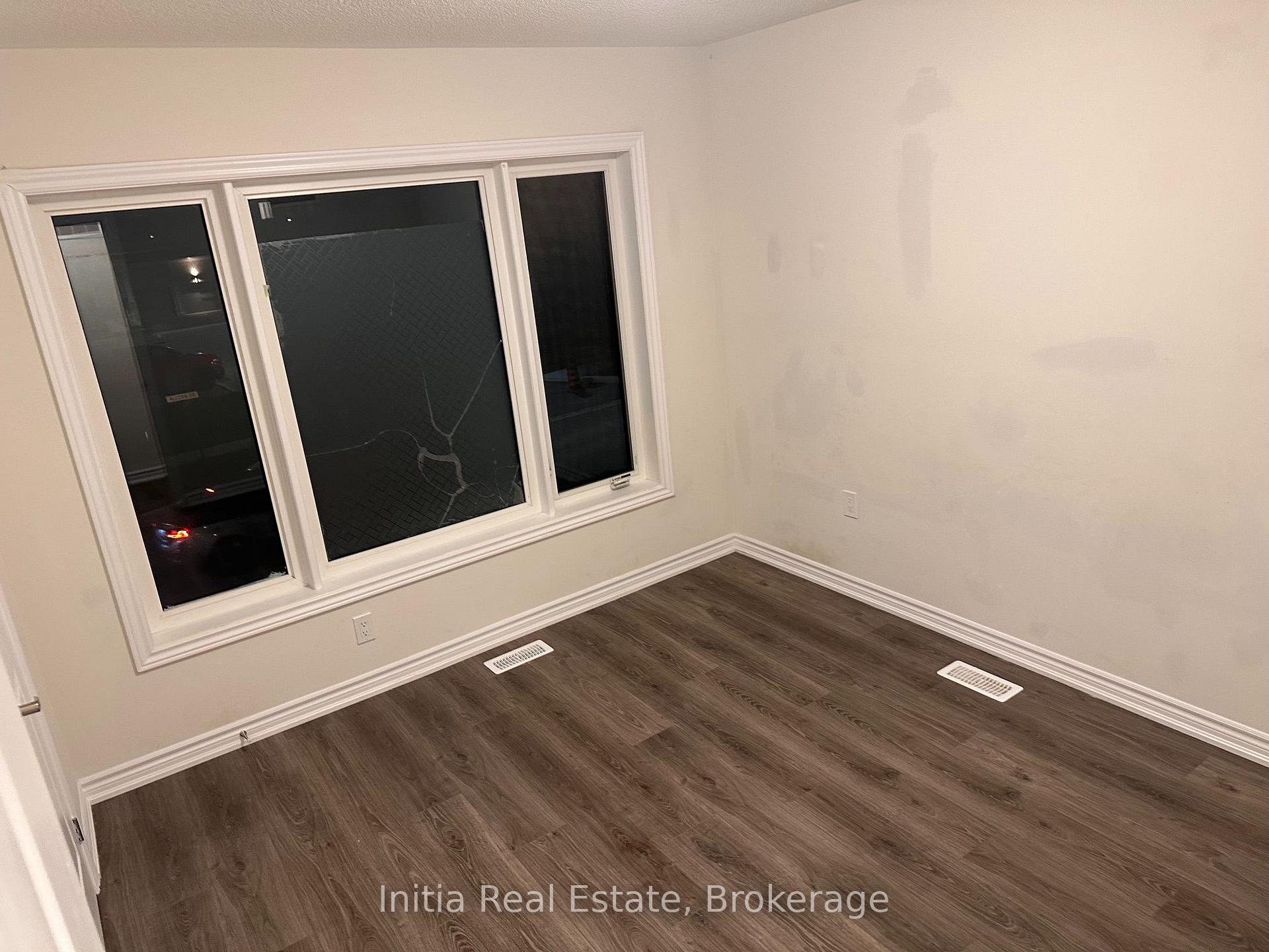 Photo 15 of 160 Alcorn Drive, Kawartha Lakes, Lindsay — HOMEH