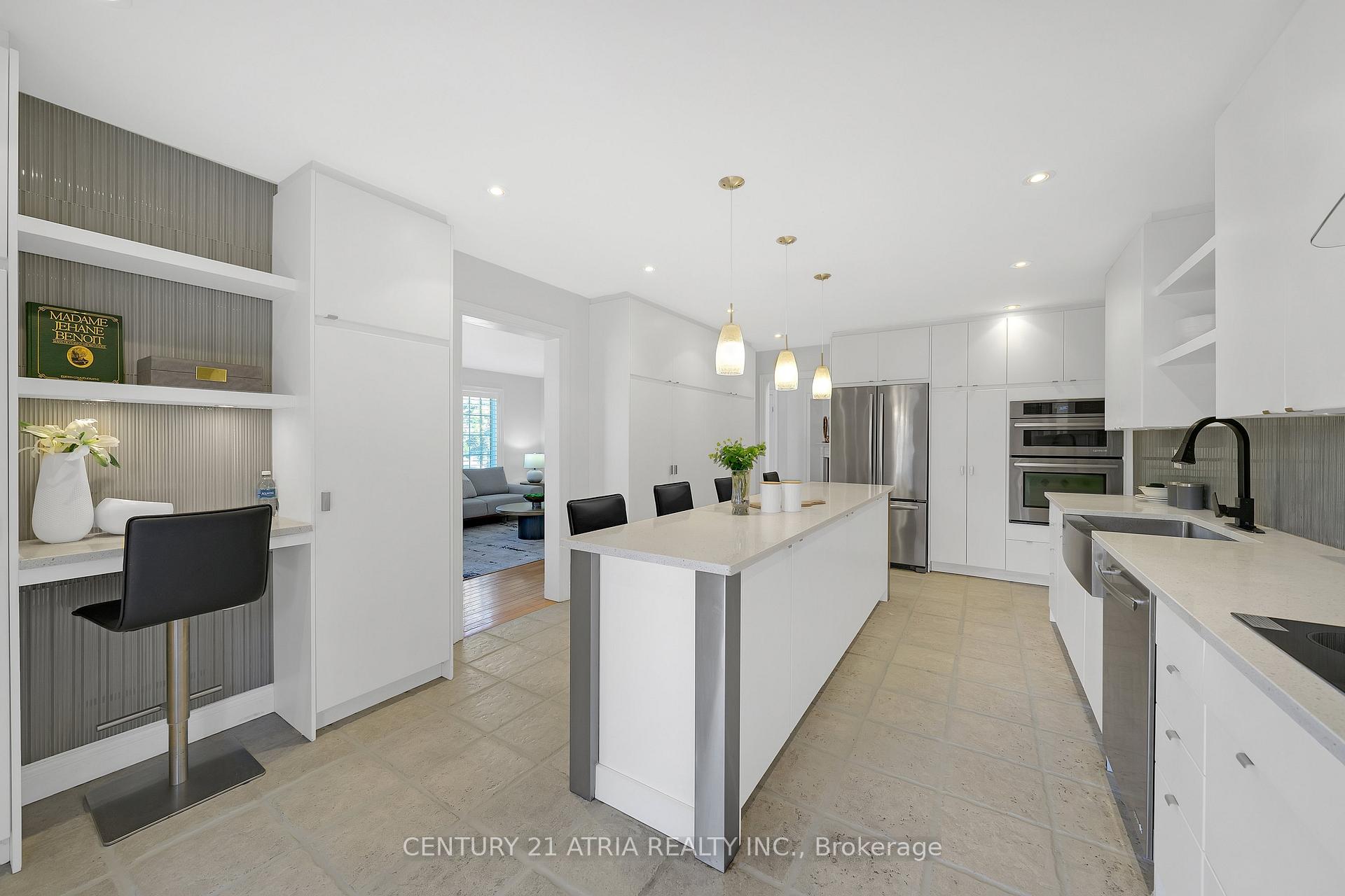 Photo 14 of 543 Queens Drive, North York, Rustic — HOMEH