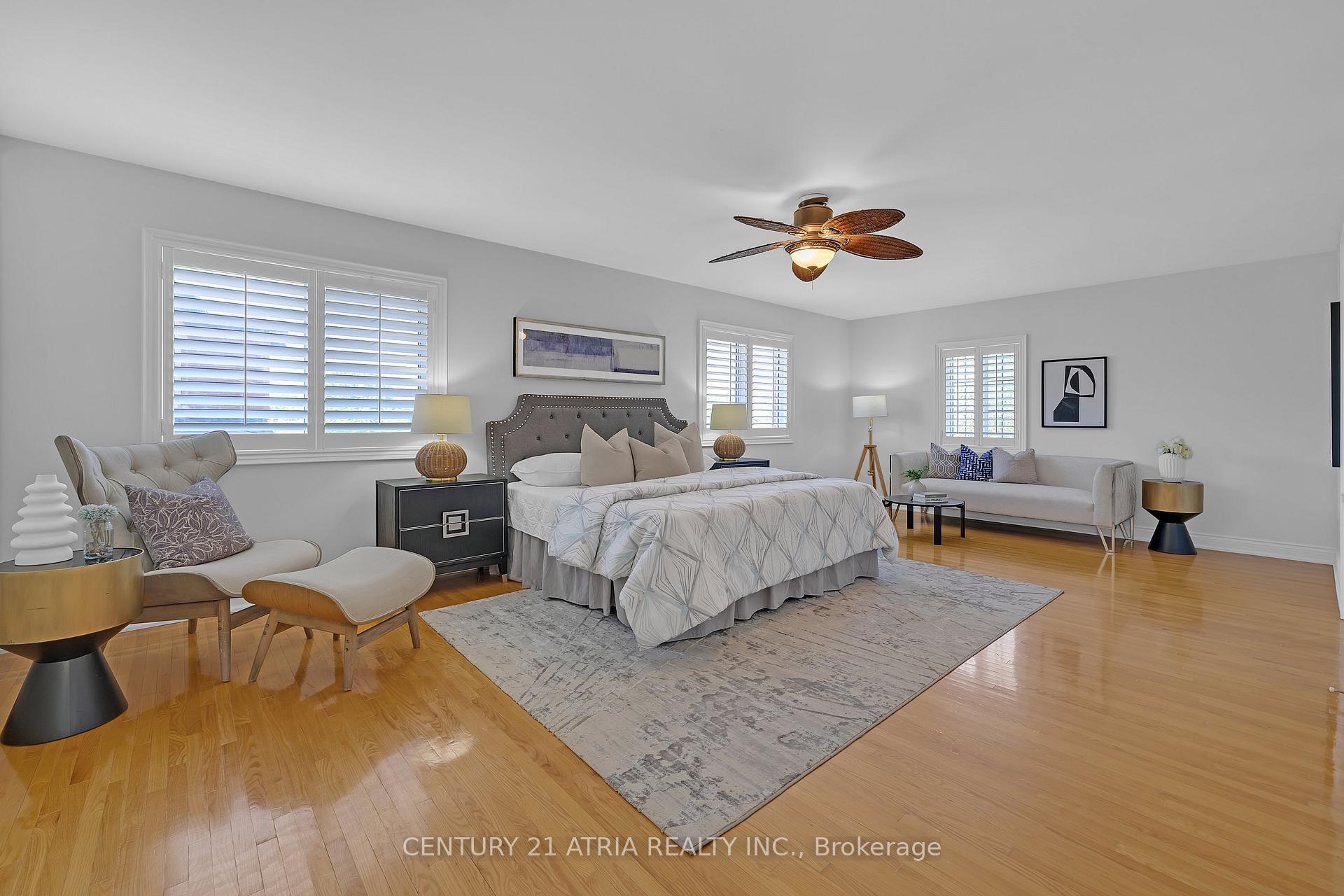 Photo 21 of 543 Queens Drive, North York, Rustic — HOMEH