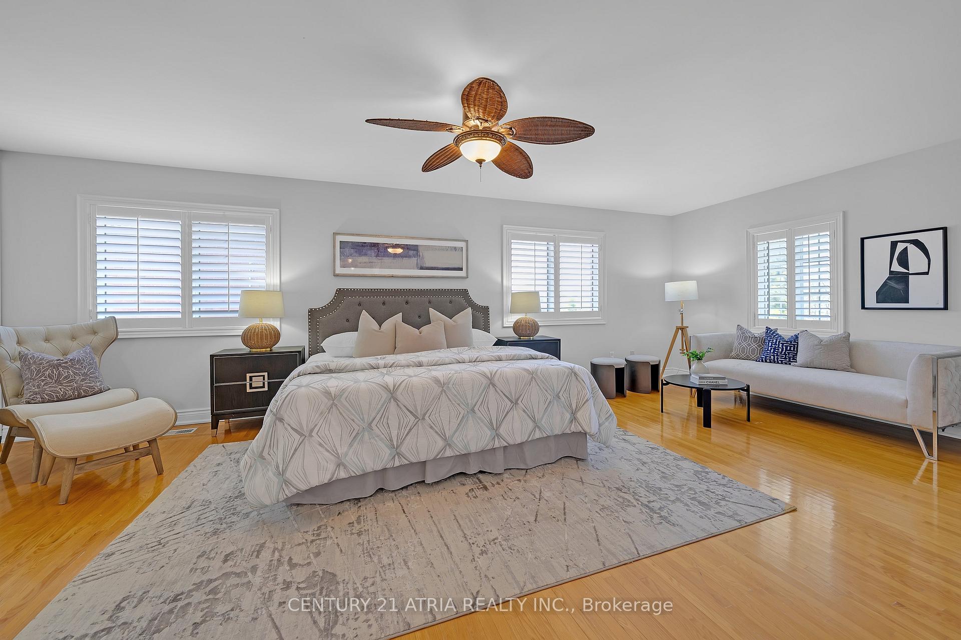 Photo 23 of 543 Queens Drive, North York, Rustic — HOMEH