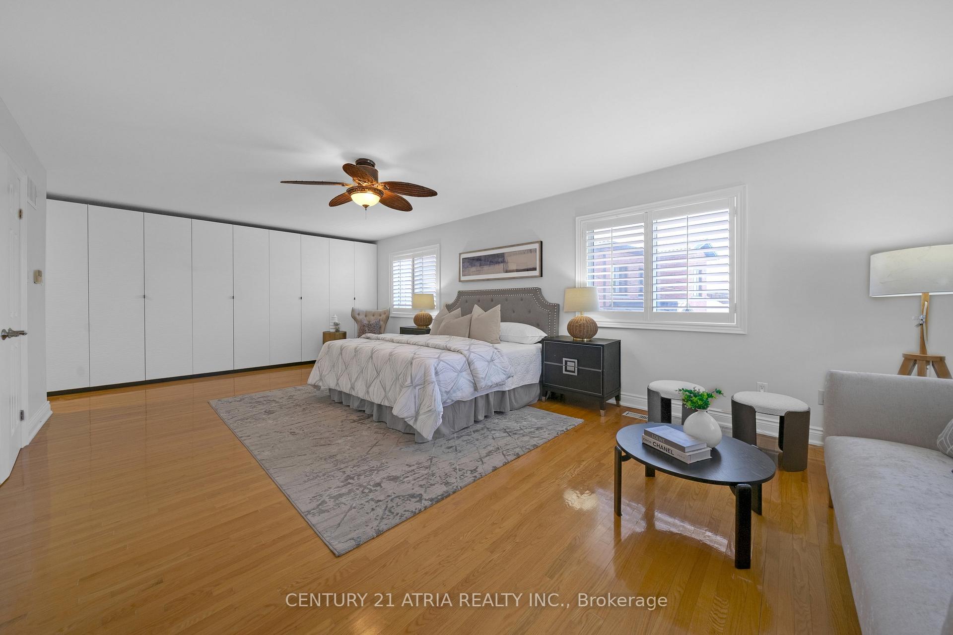 Photo 24 of 543 Queens Drive, North York, Rustic — HOMEH
