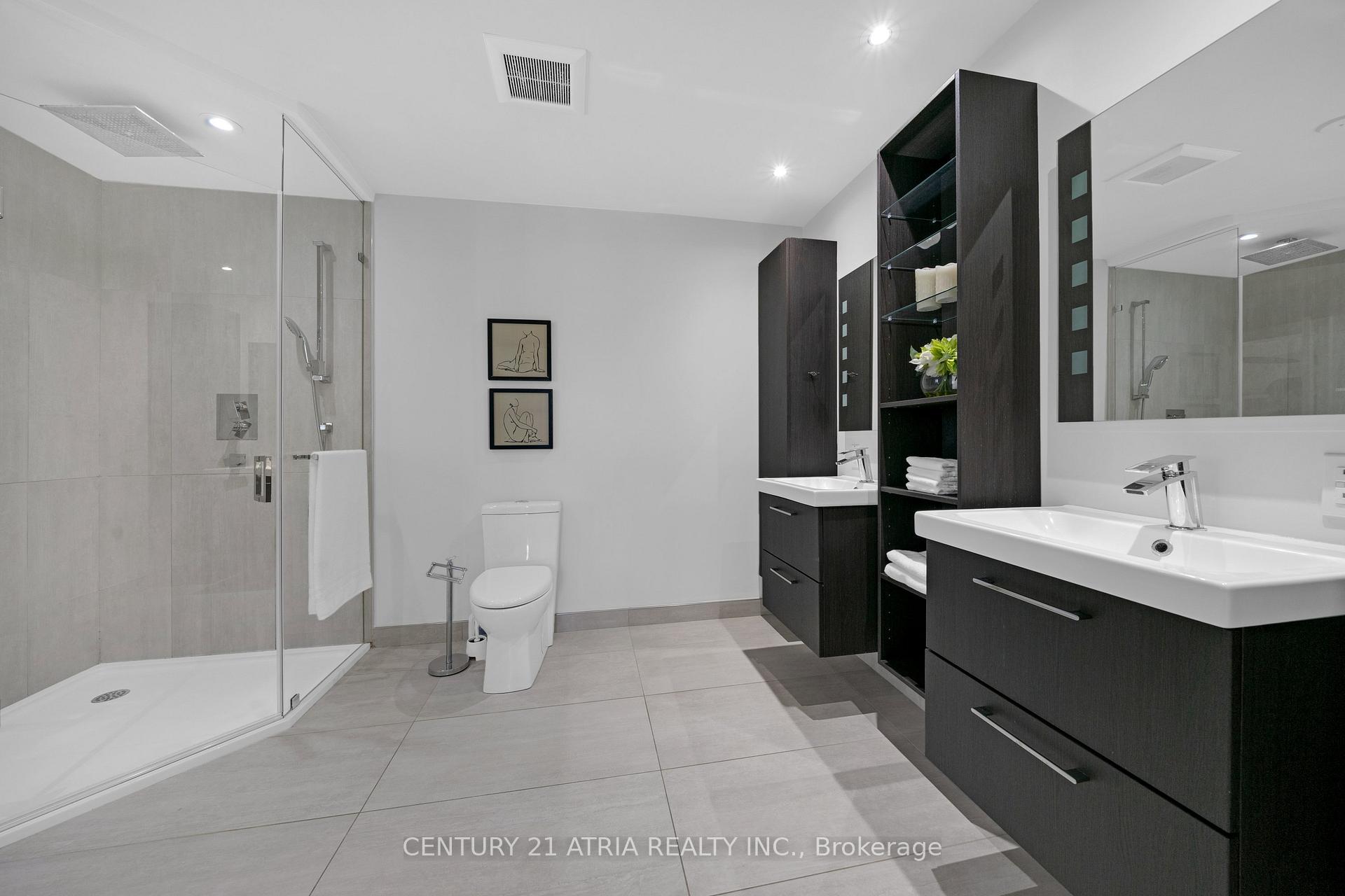 Photo 26 of 543 Queens Drive, North York, Rustic — HOMEH
