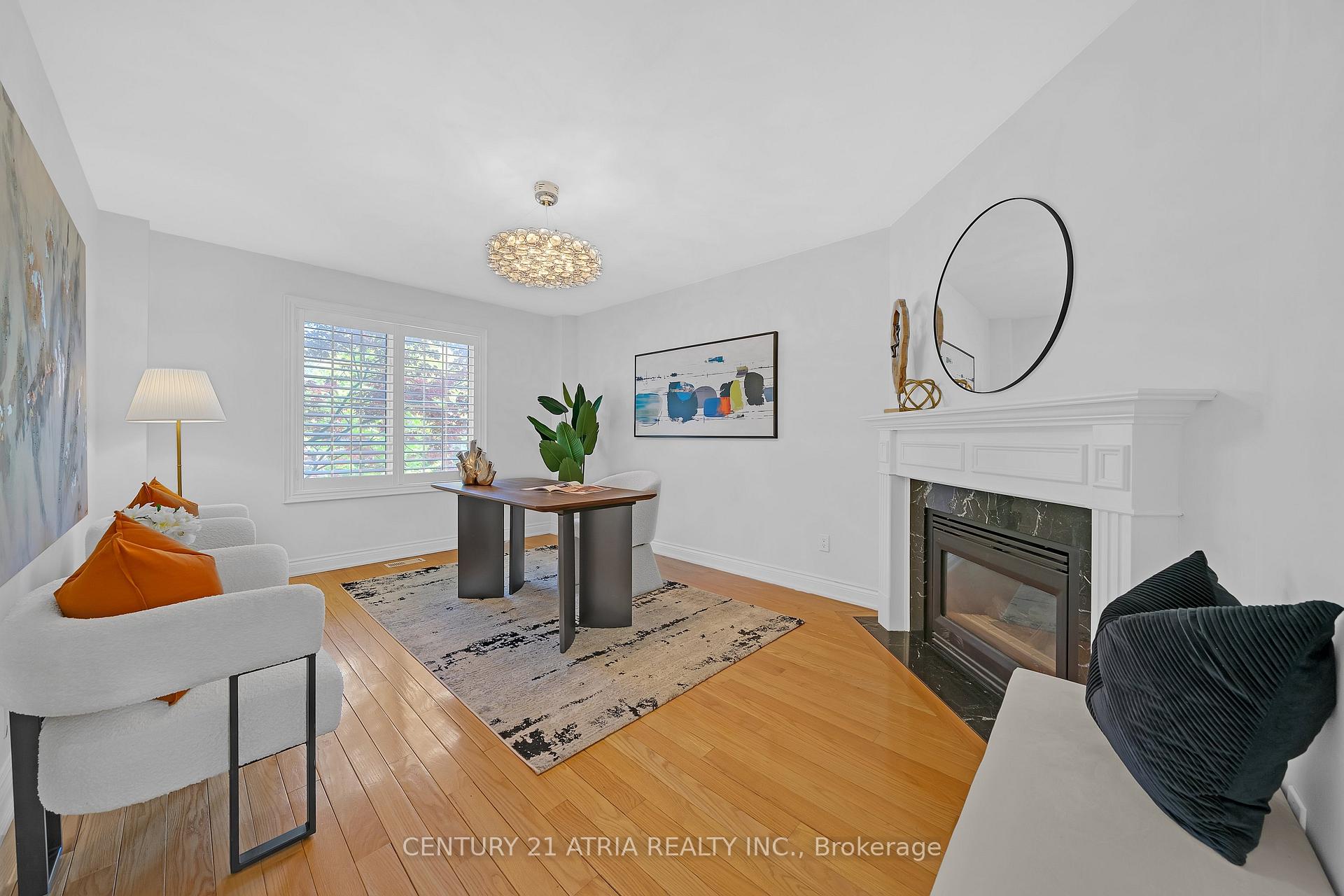 Photo 36 of 543 Queens Drive, North York, Rustic — HOMEH