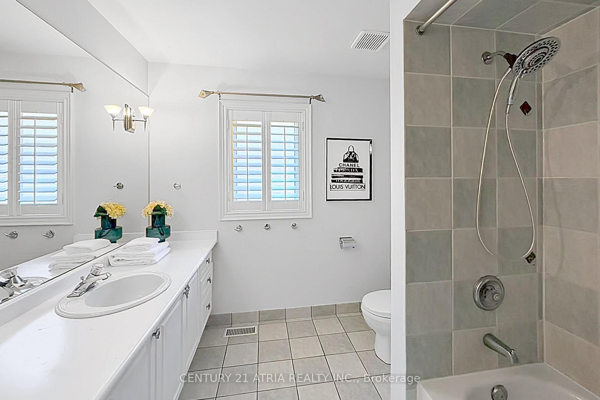 Photo 42 of 543 Queens Drive, North York, Rustic — HOMEH