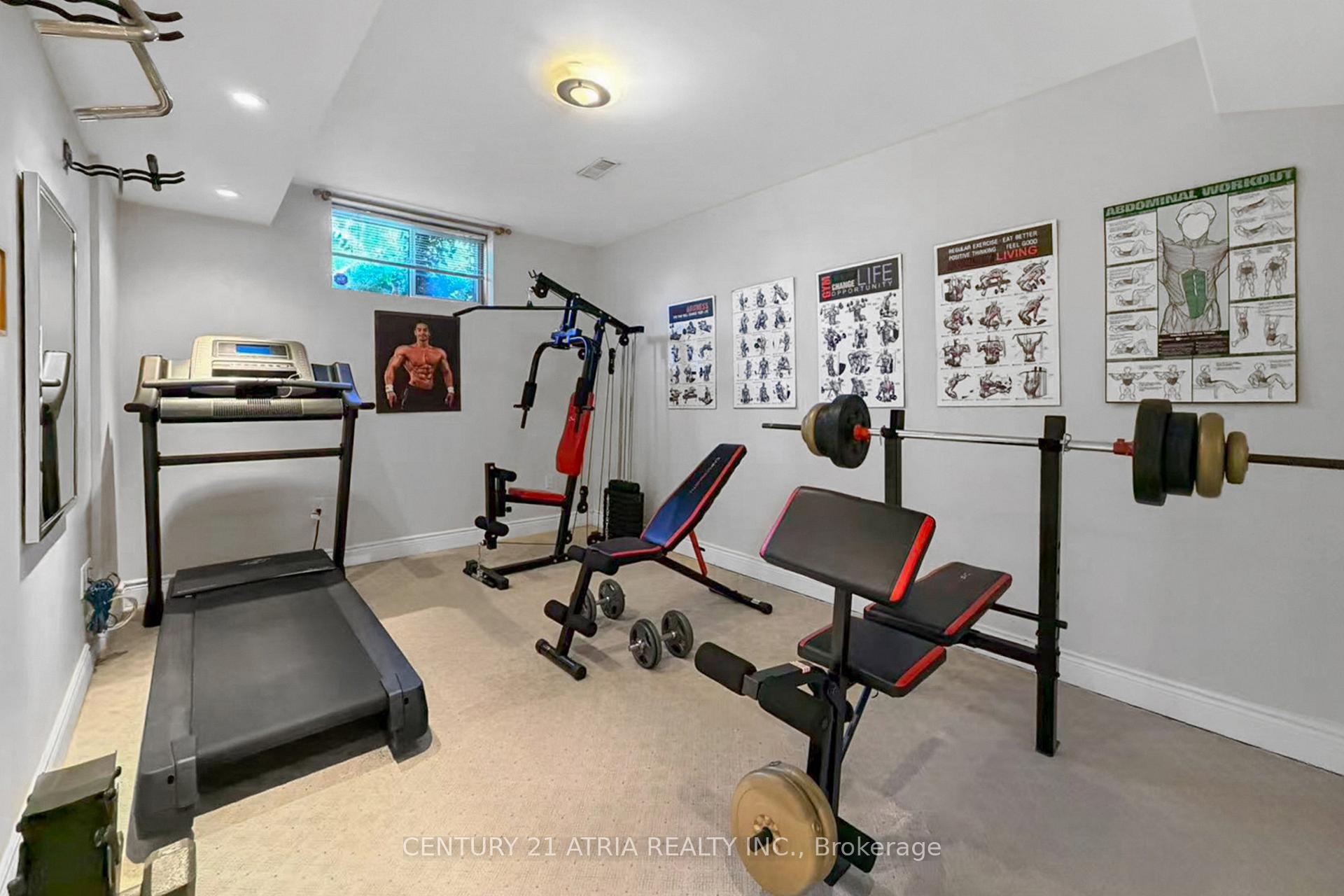 Photo 44 of 543 Queens Drive, North York, Rustic — HOMEH