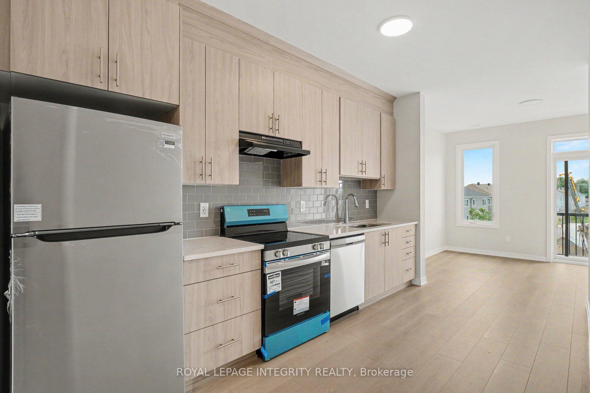 Photo 4 of 281 Lamarche Avenue, Ottawa, Chapel Hill South - Orleans Village — HOMEH