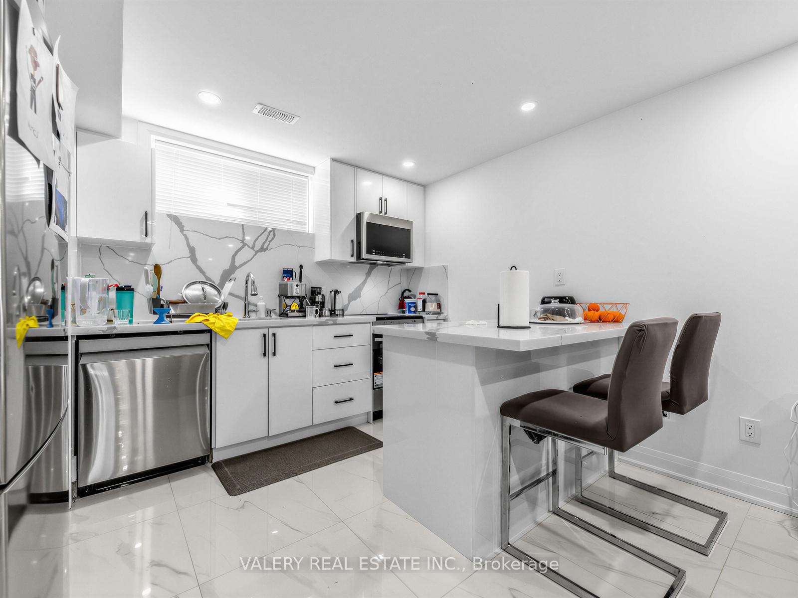 Photo 6 of Unit Lower, 64 Moreau Trail, Scarborough, Clairlea-Birchmount — HOMEH