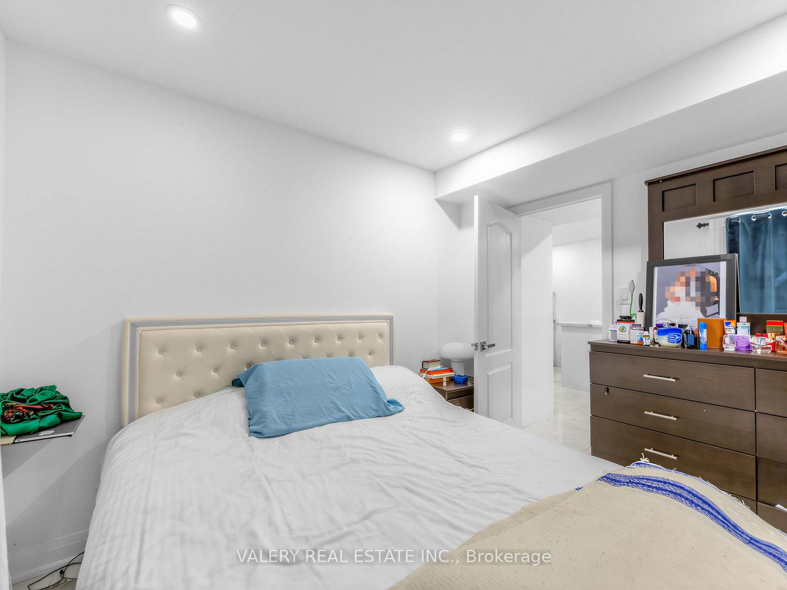 Photo 11 of Unit Lower, 64 Moreau Trail, Scarborough, Clairlea-Birchmount — HOMEH