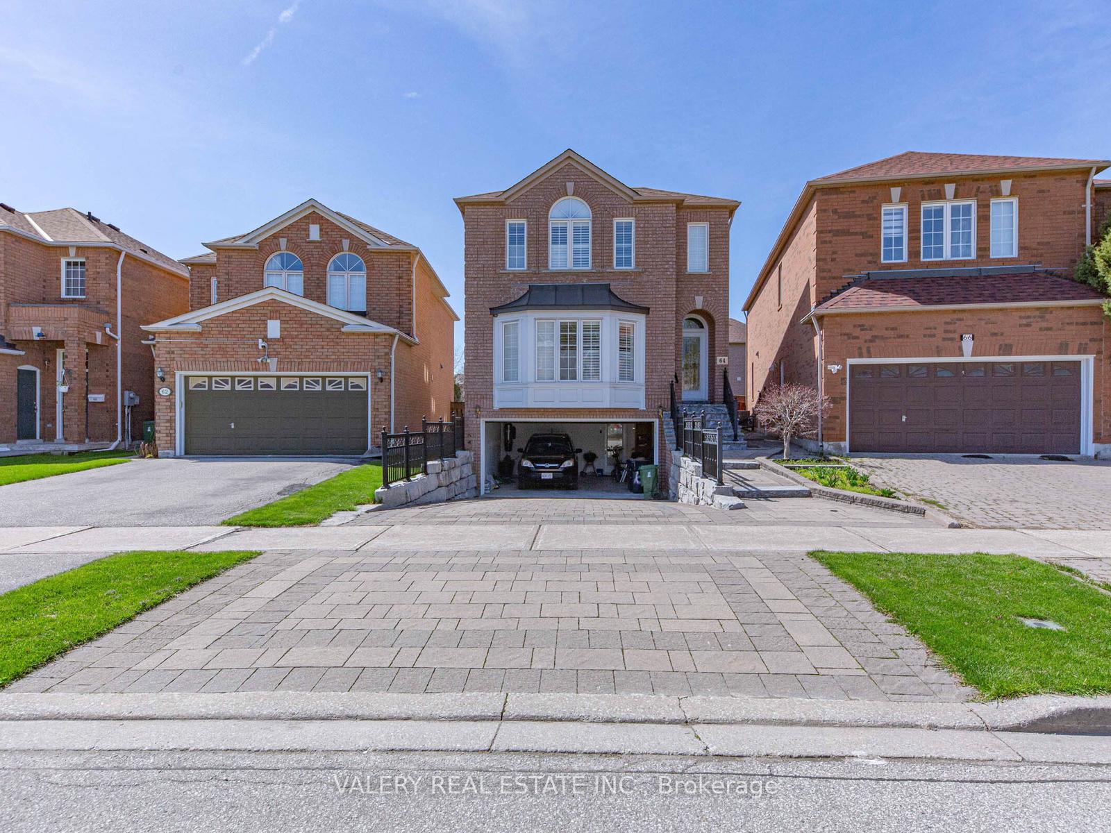 Photo 22 of Unit Lower, 64 Moreau Trail, Scarborough, Clairlea-Birchmount — HOMEH