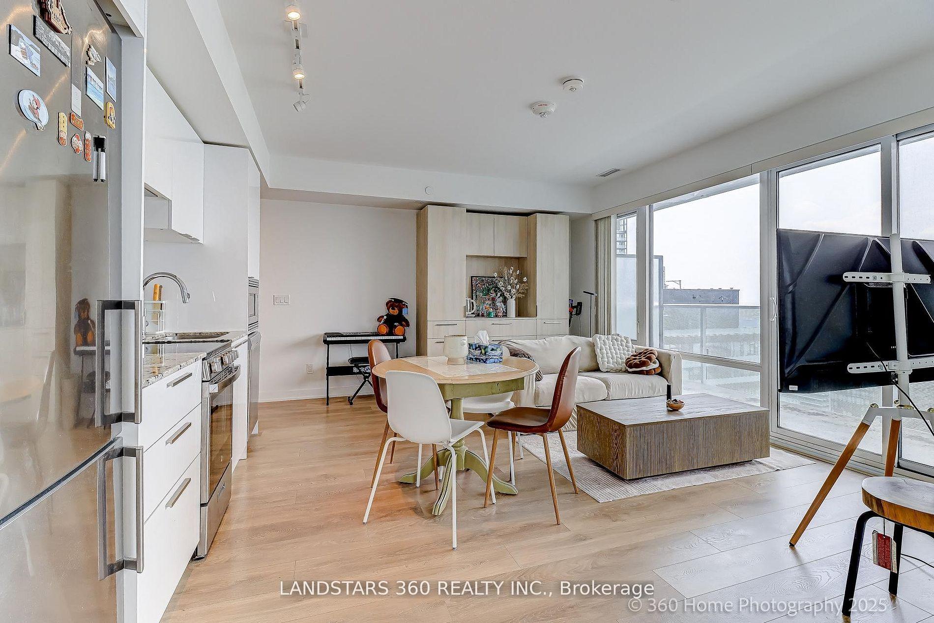 Photo 10 of Unit 4202, 501 Yonge Street, Toronto, Church-Yonge Corridor — HOMEH