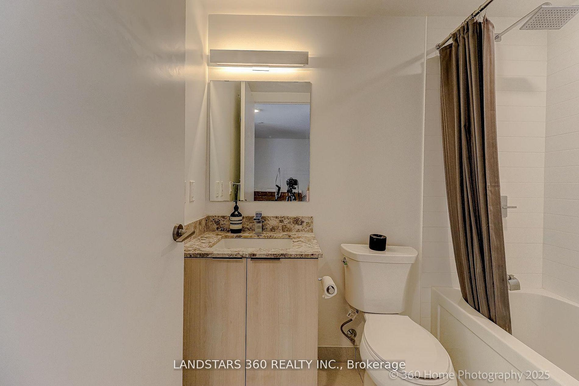 Photo 28 of Unit 4202, 501 Yonge Street, Toronto, Church-Yonge Corridor — HOMEH