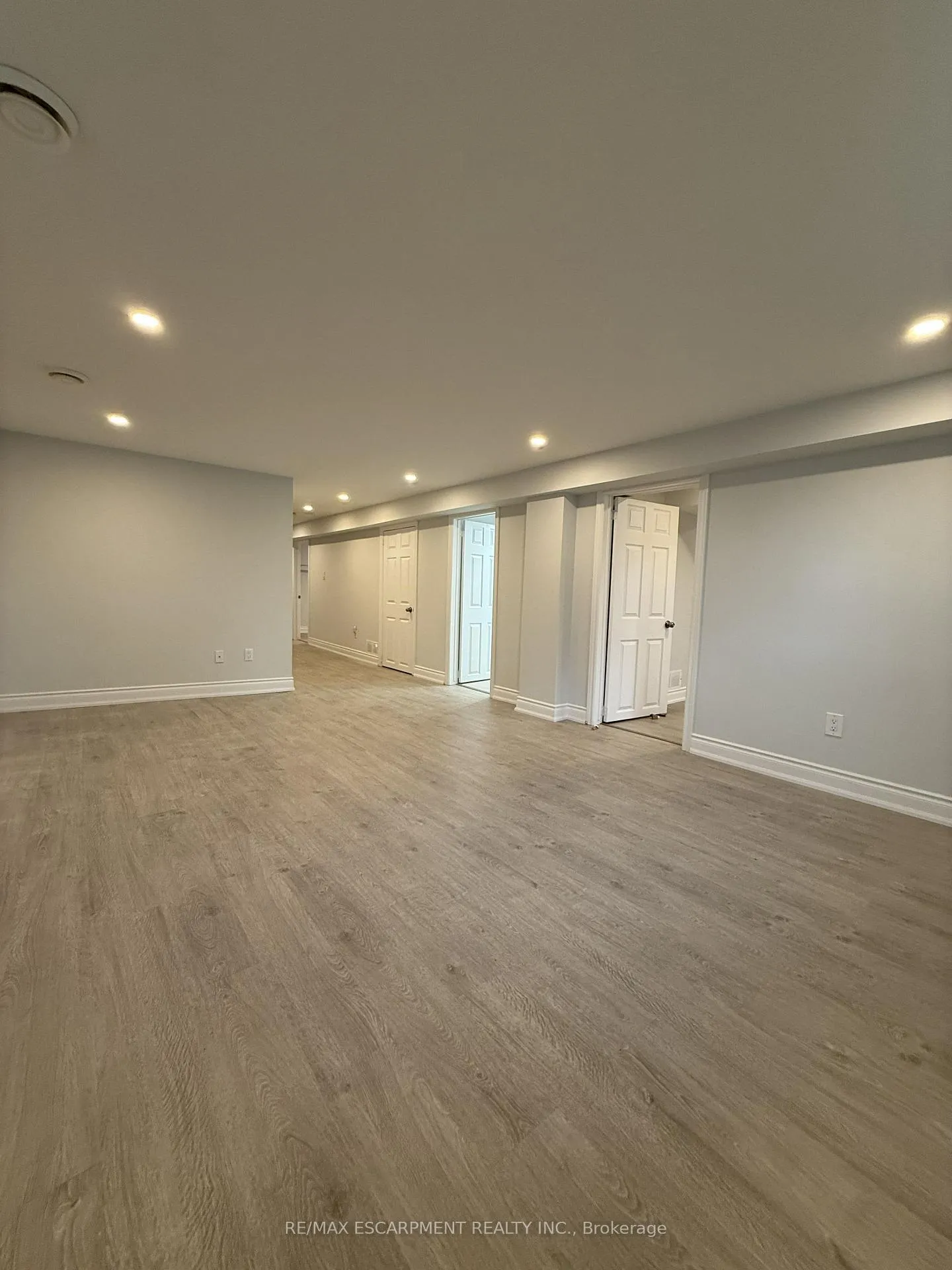 Photo 8 of Unit 2, 41 Beamer Avenue, St. Catharines, Bunting/Linwell — HOMEH