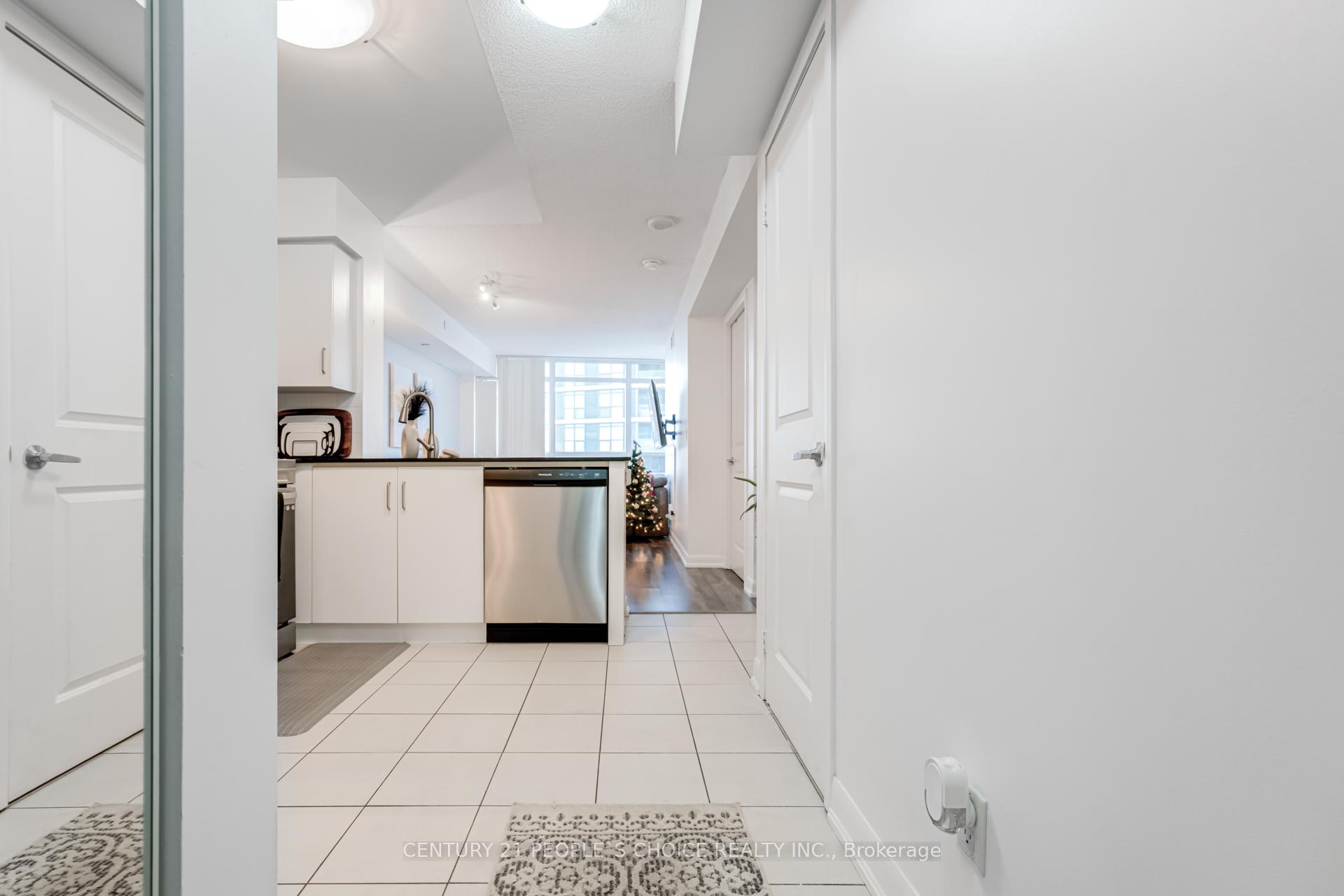 Photo 4 of Unit 2005, 215 Sherway Gardens Road, Etobicoke, Islington-City Centre West — HOMEH