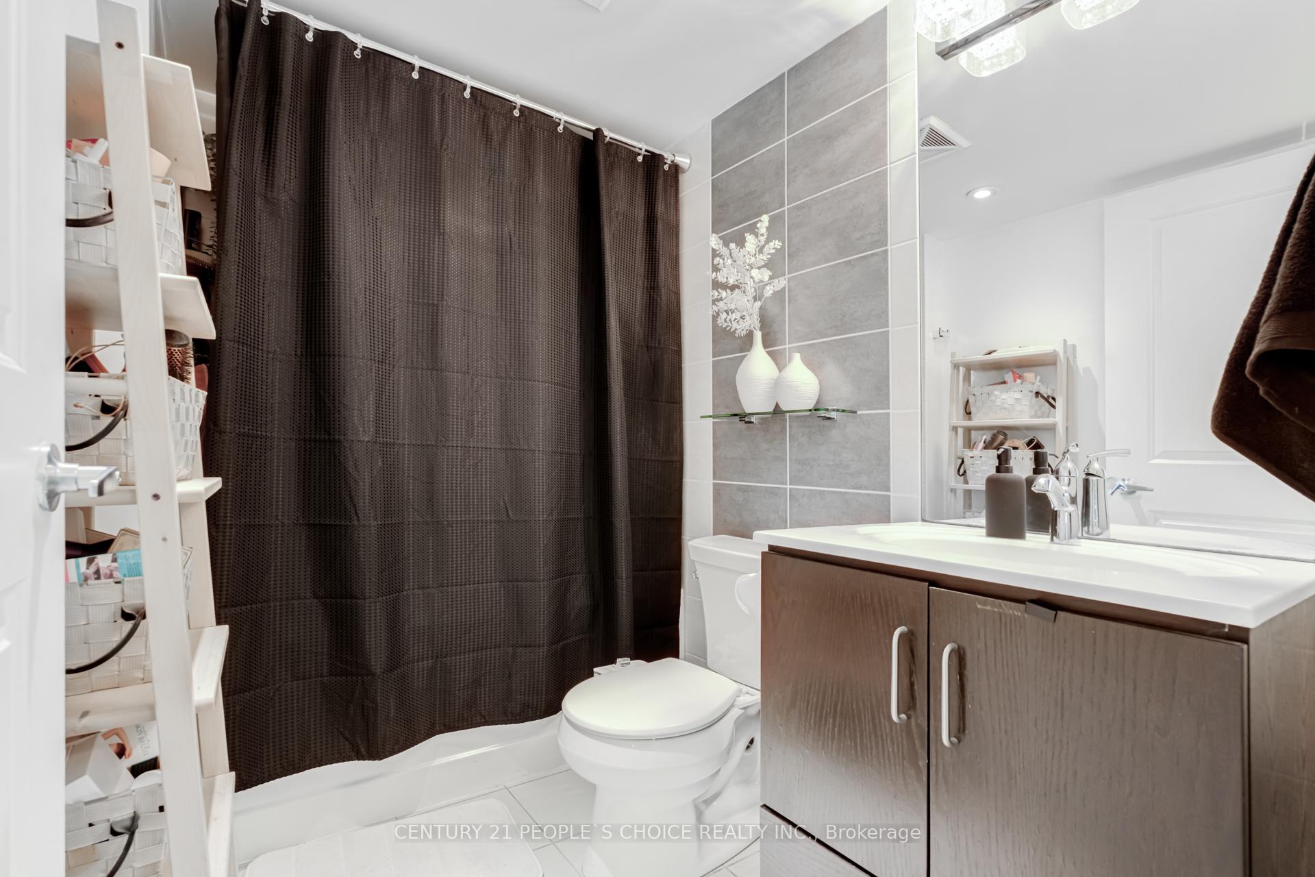Photo 13 of Unit 2005, 215 Sherway Gardens Road, Etobicoke, Islington-City Centre West — HOMEH