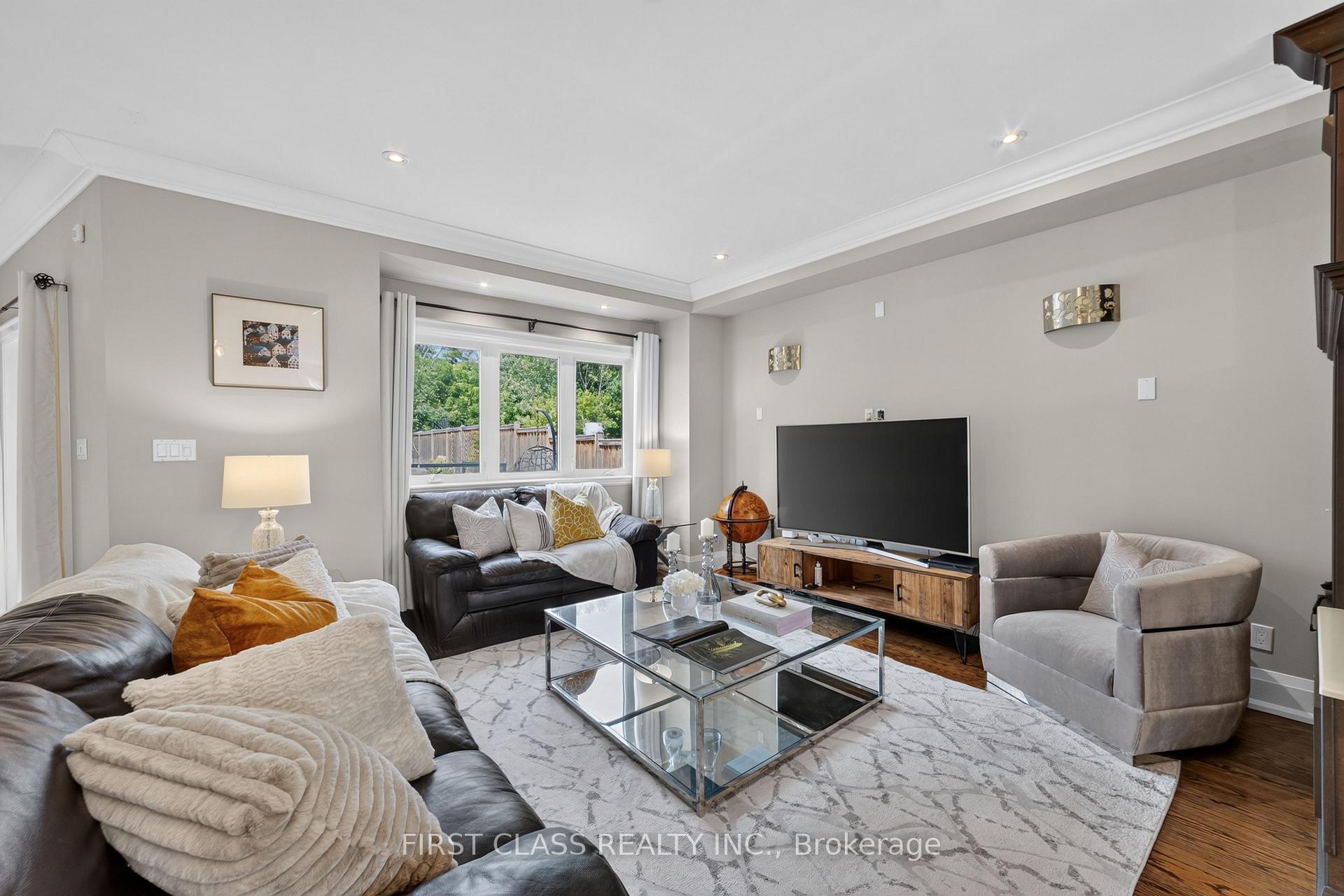 Photo 12 of 302 Brookside Road, Richmond Hill, Westbrook — HOMEH