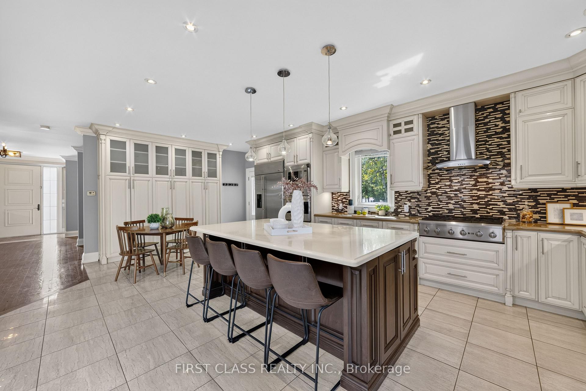 Photo 15 of 302 Brookside Road, Richmond Hill, Westbrook — HOMEH