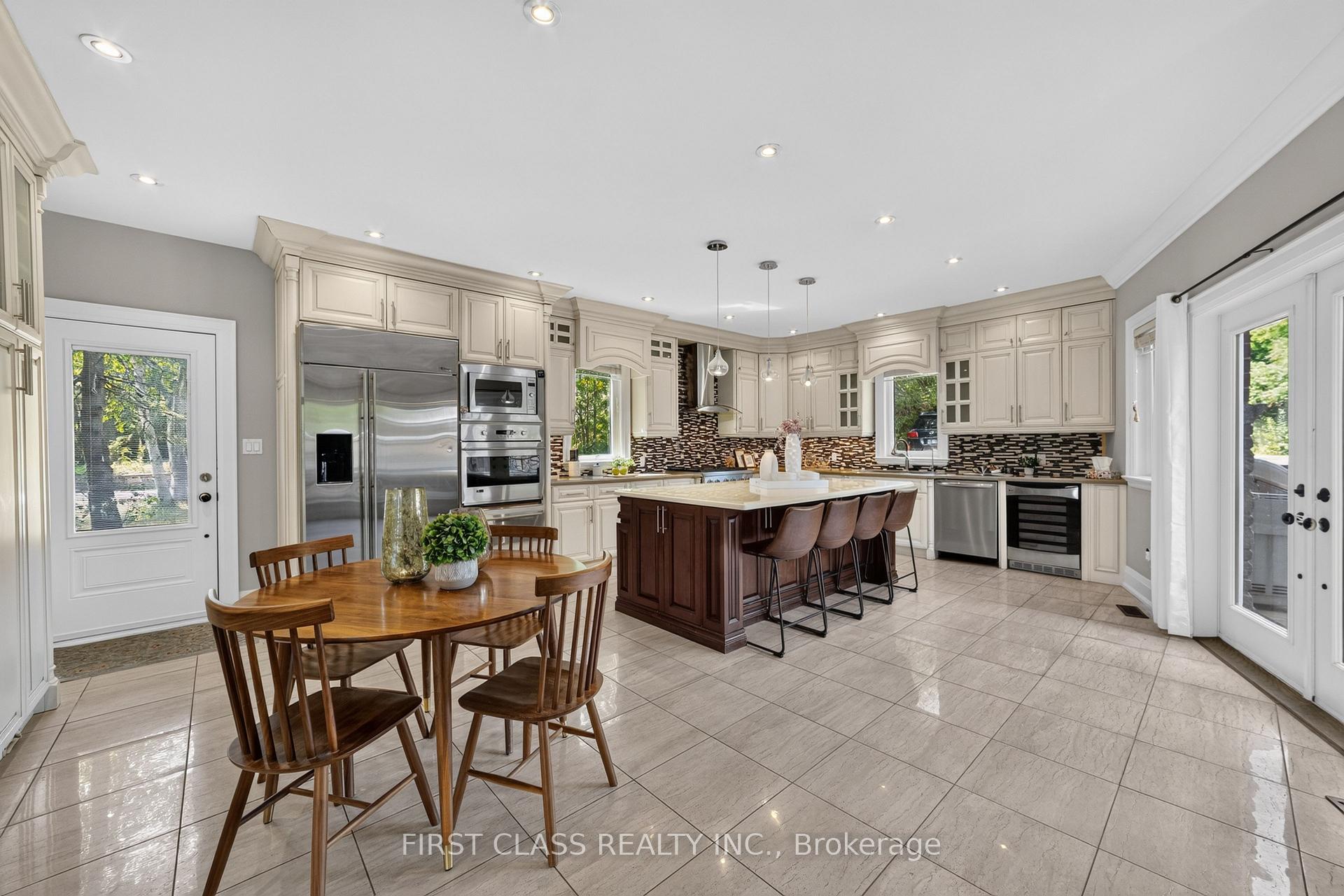 Photo 18 of 302 Brookside Road, Richmond Hill, Westbrook — HOMEH