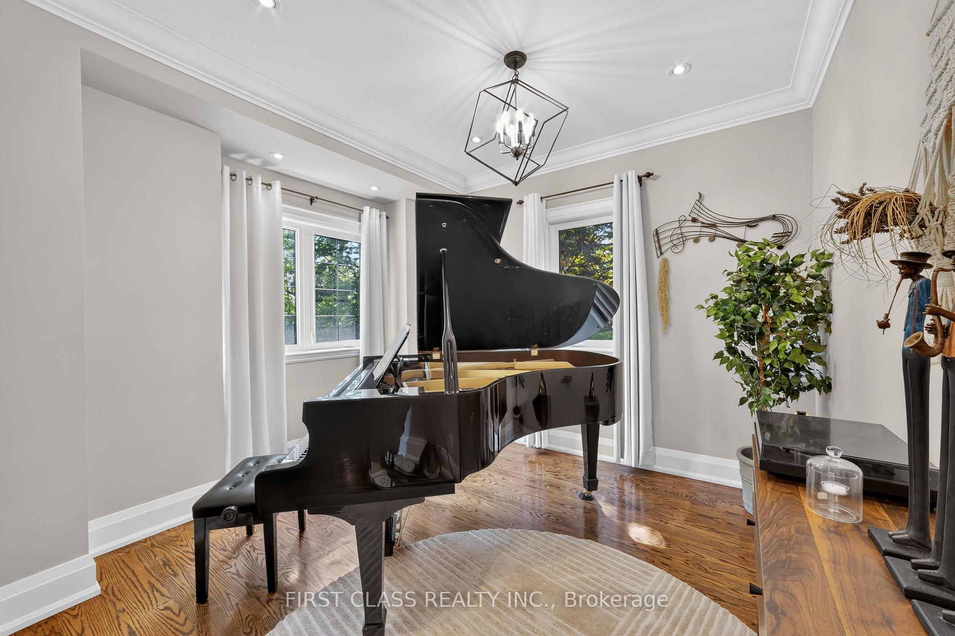 Photo 21 of 302 Brookside Road, Richmond Hill, Westbrook — HOMEH