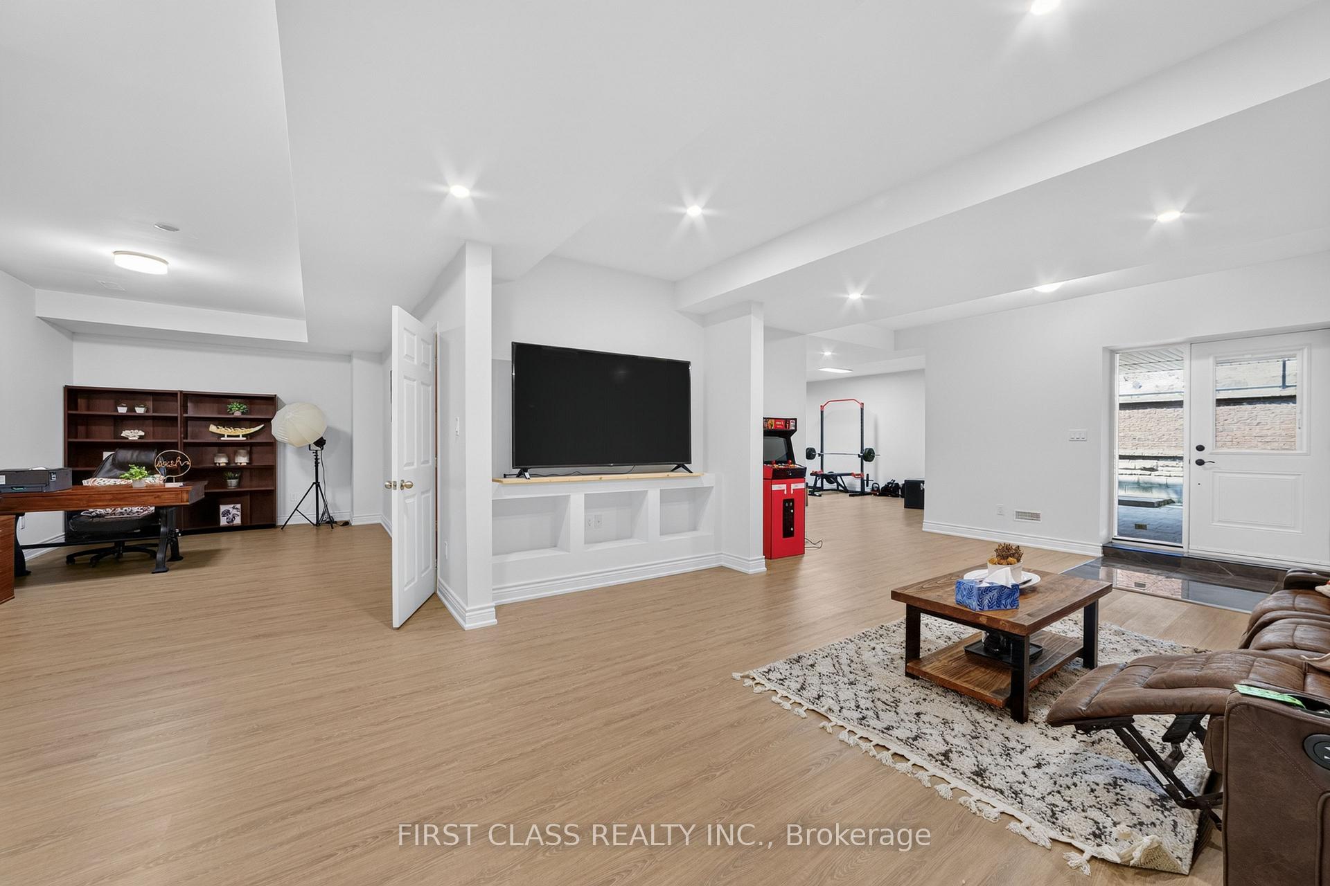 Photo 42 of 302 Brookside Road, Richmond Hill, Westbrook — HOMEH