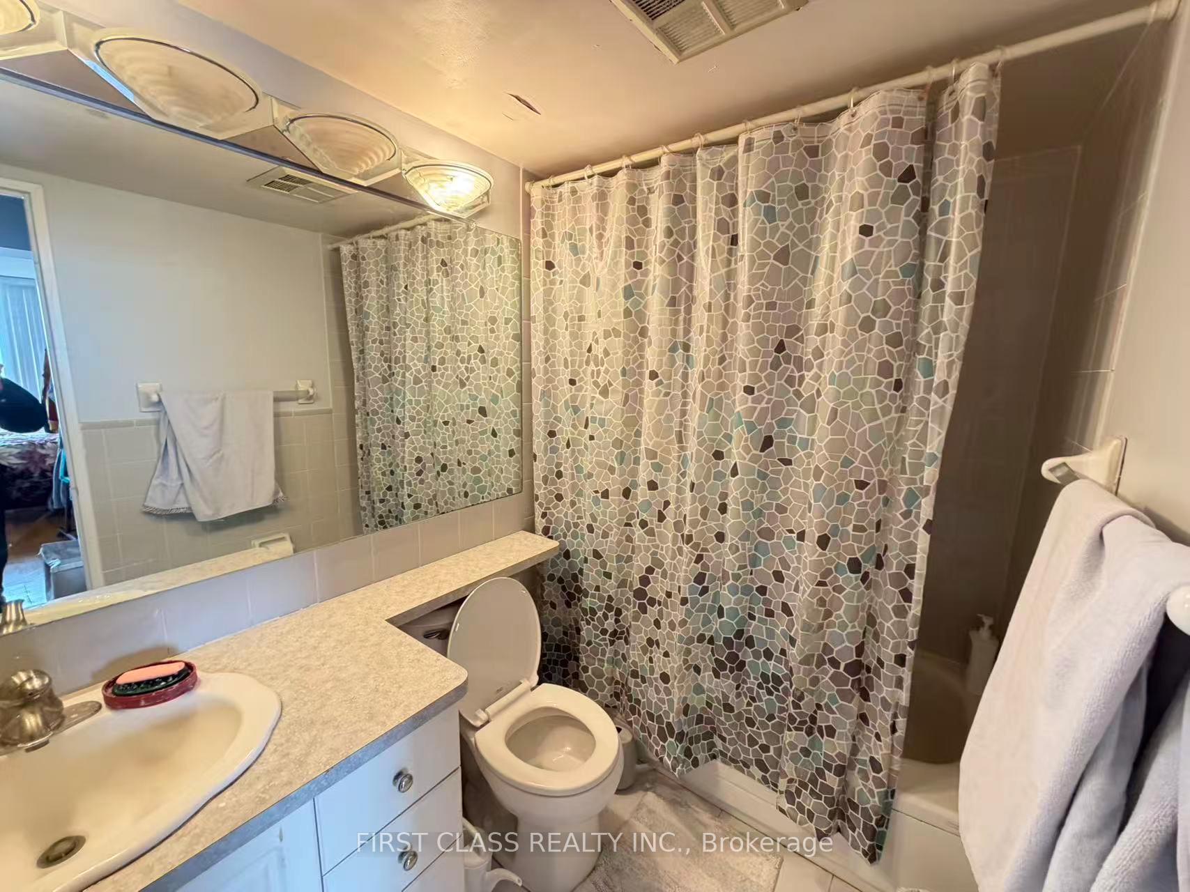 Photo 7 of Unit 1208, 700 Constellation Drive, Mississauga, Hurontario — HOMEH