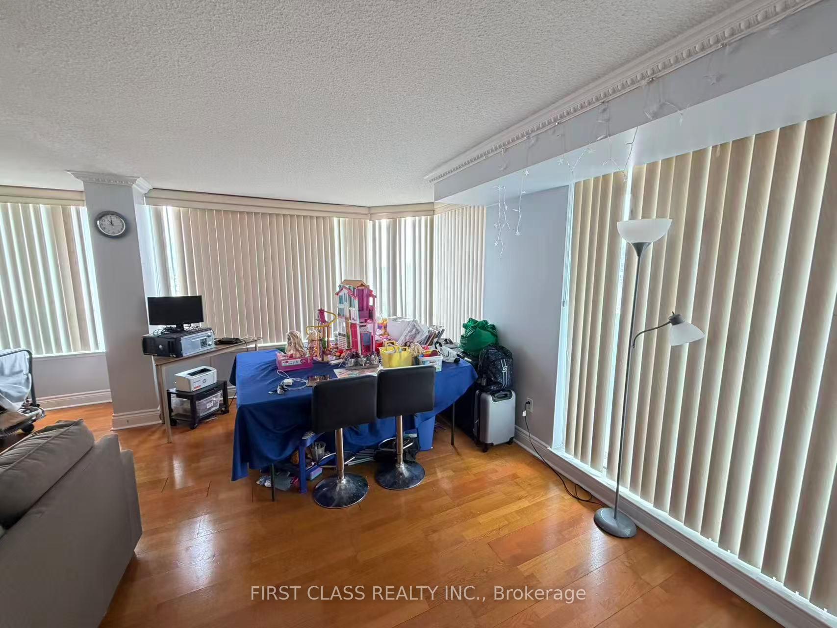 Photo 8 of Unit 1208, 700 Constellation Drive, Mississauga, Hurontario — HOMEH
